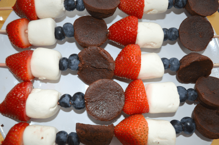 These red, white, and blue skewers make the 4th of July snack