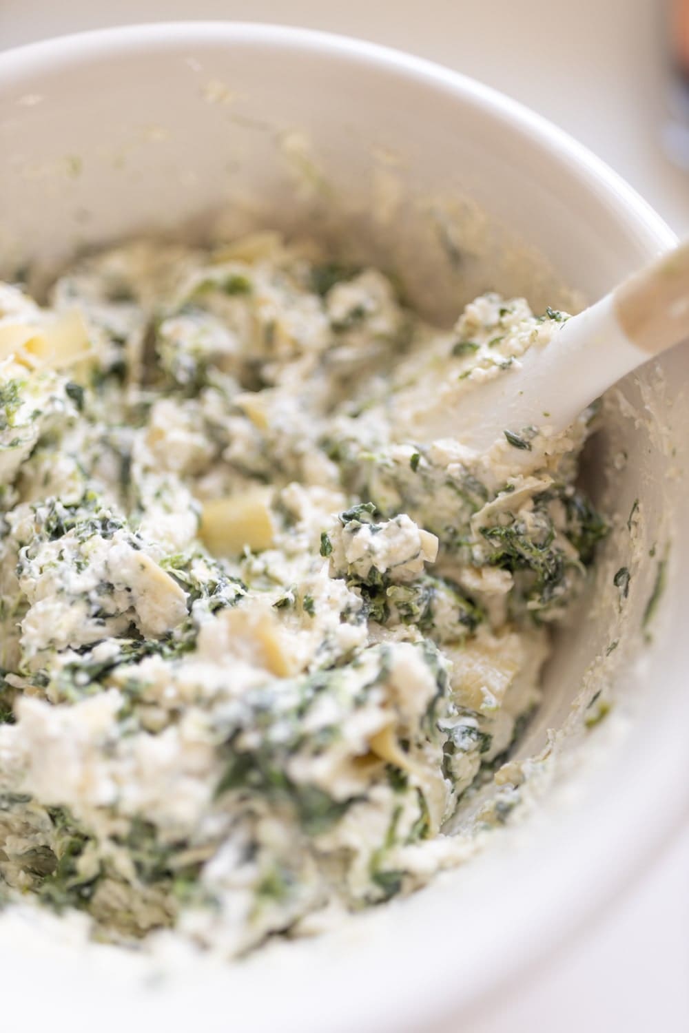 Blogger Stephanie Ziajka shows how to make the best spinach cheese dip on Diary of a Debutante
