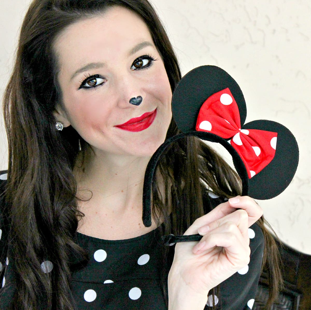 Neutrogena, Halloween Makeup, Minnie Mouse Makeup, Stephanie Ziajka, Diary of a Debutante