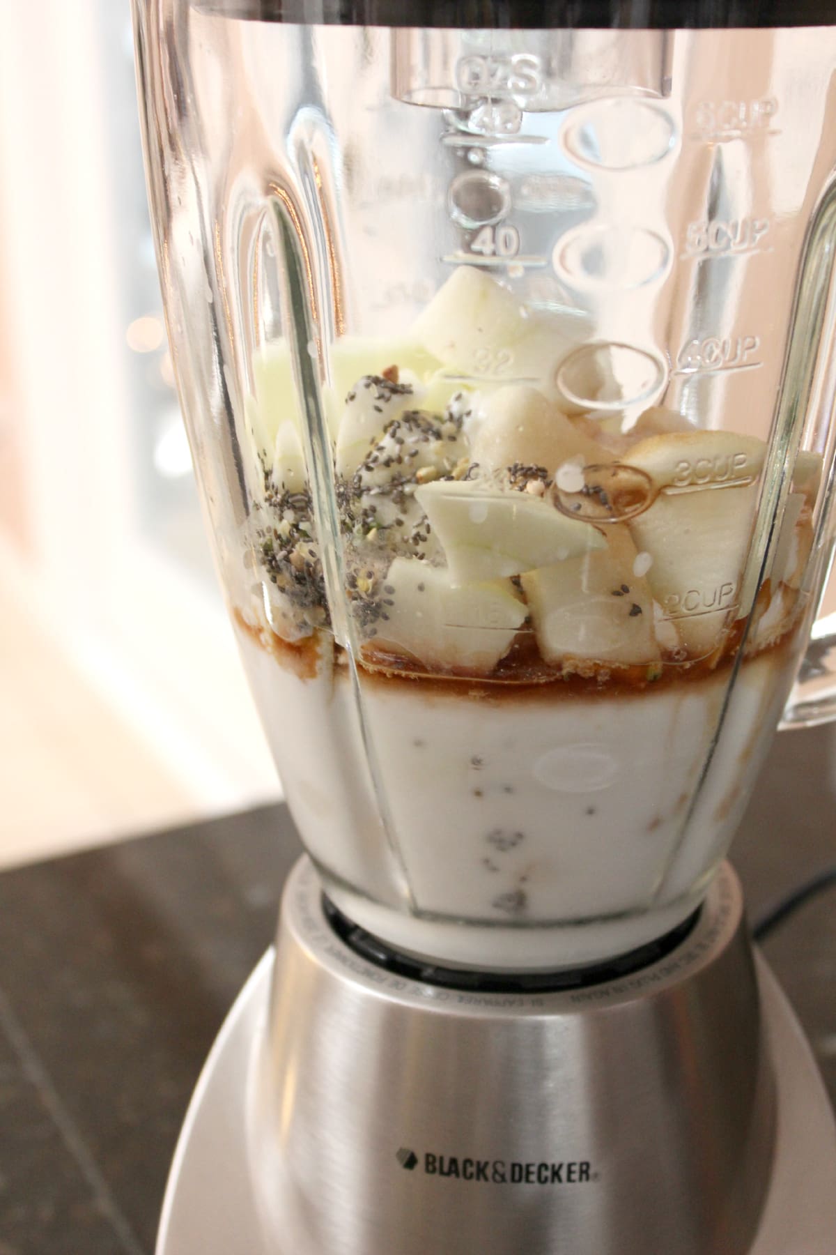 Low calorie coconut chia smoothie recipe