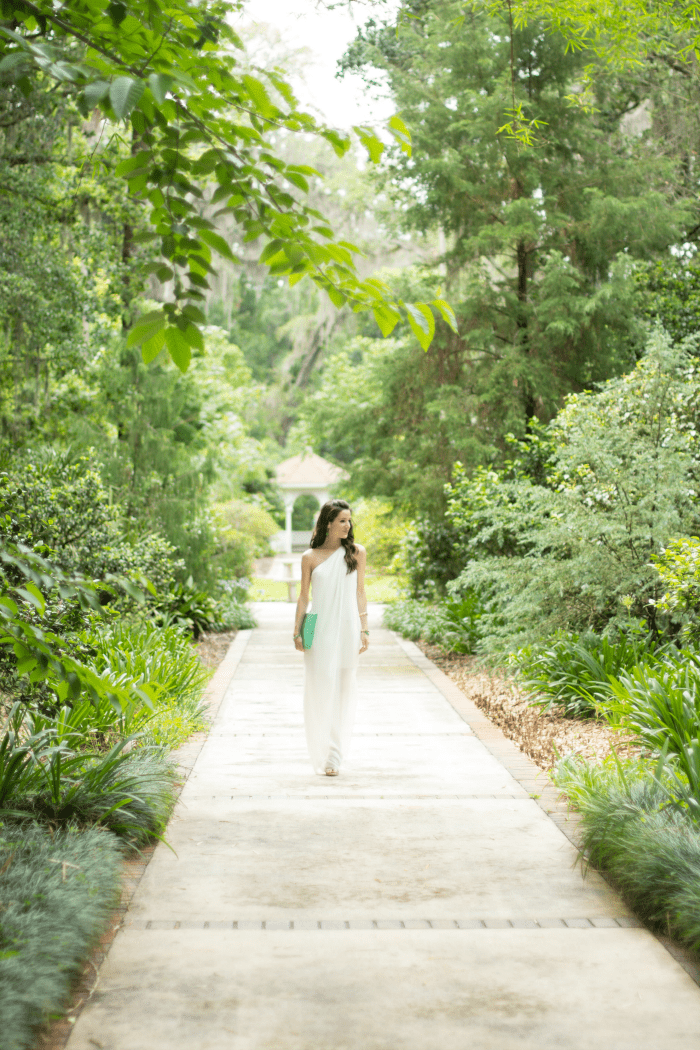 Chain of Betters, Eating Disorder Awareness, Mental Health Awareness, Mental Health Matters, Tis the Season, Stephanie Ziajka, Diary of a Debutante