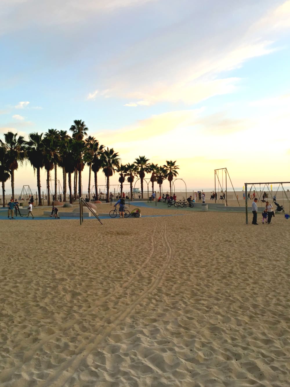 Santa Monica, California, Sahale Snacks, Grab & Go Snacks, Stephanie Ziajka, Diary of a Debutante