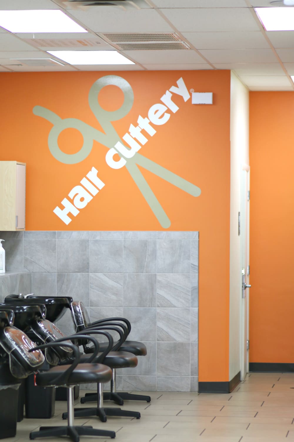 Hair Cuttery, Spring Hair, Affordable Hair, Affordable Hair Tips, Affordable Hair Products, Stephanie Ziajka, Diary of a Debutante