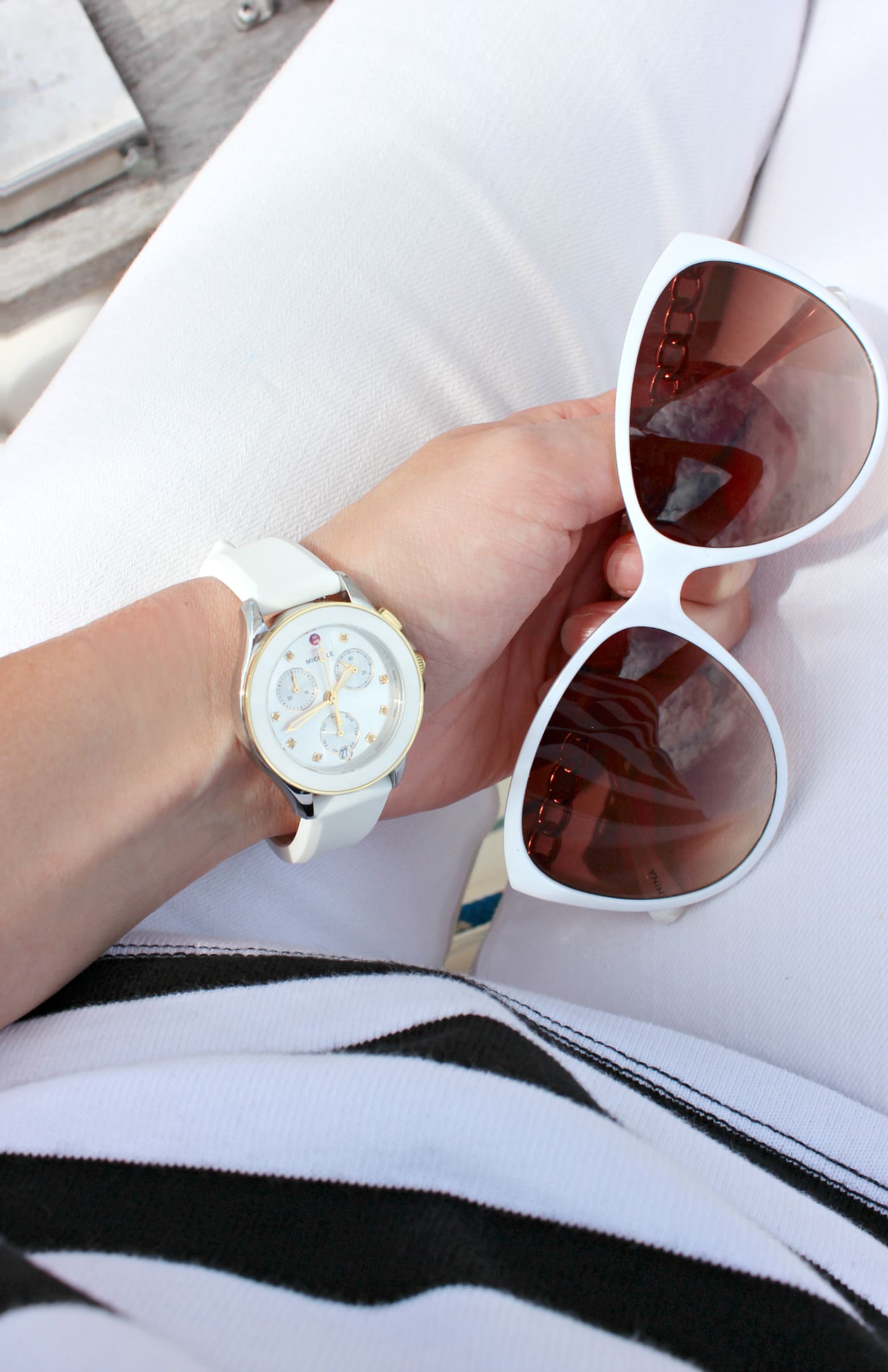 what to wear on a summer sailing date by southern fashion blogger Stephanie Ziajka from Diary of a Debutante, how to dress for sailing, first time sailing, what shoes to wear sailing, what to wear sailing, what to wear sailing in the summer