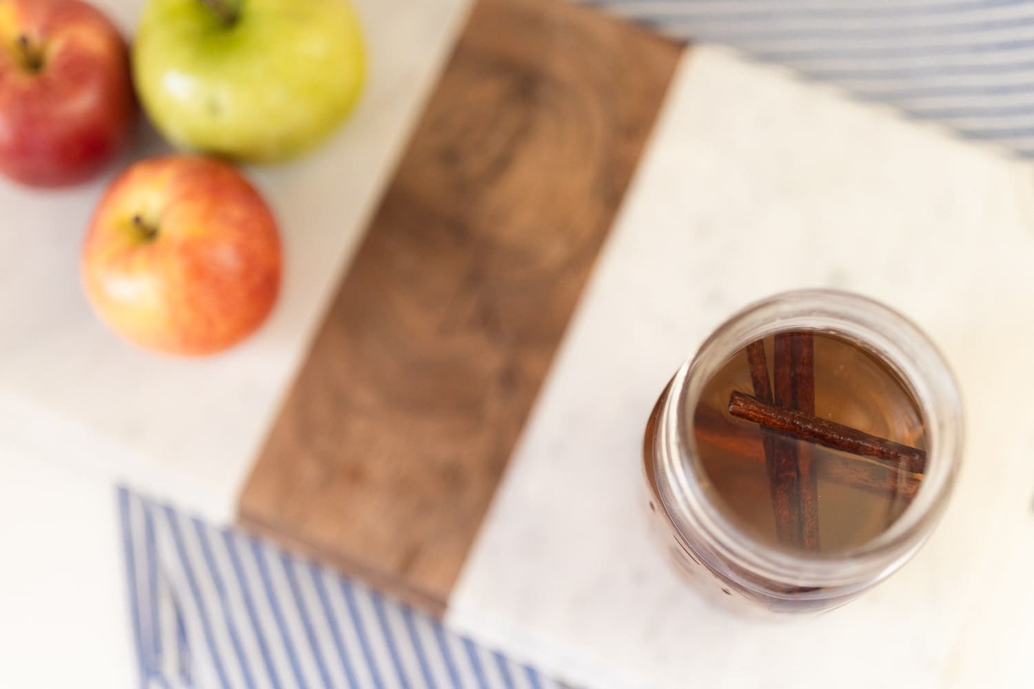 Cinnamon simple syrup recipe by blogger Stephanie Ziajka on Diary of a Debutante