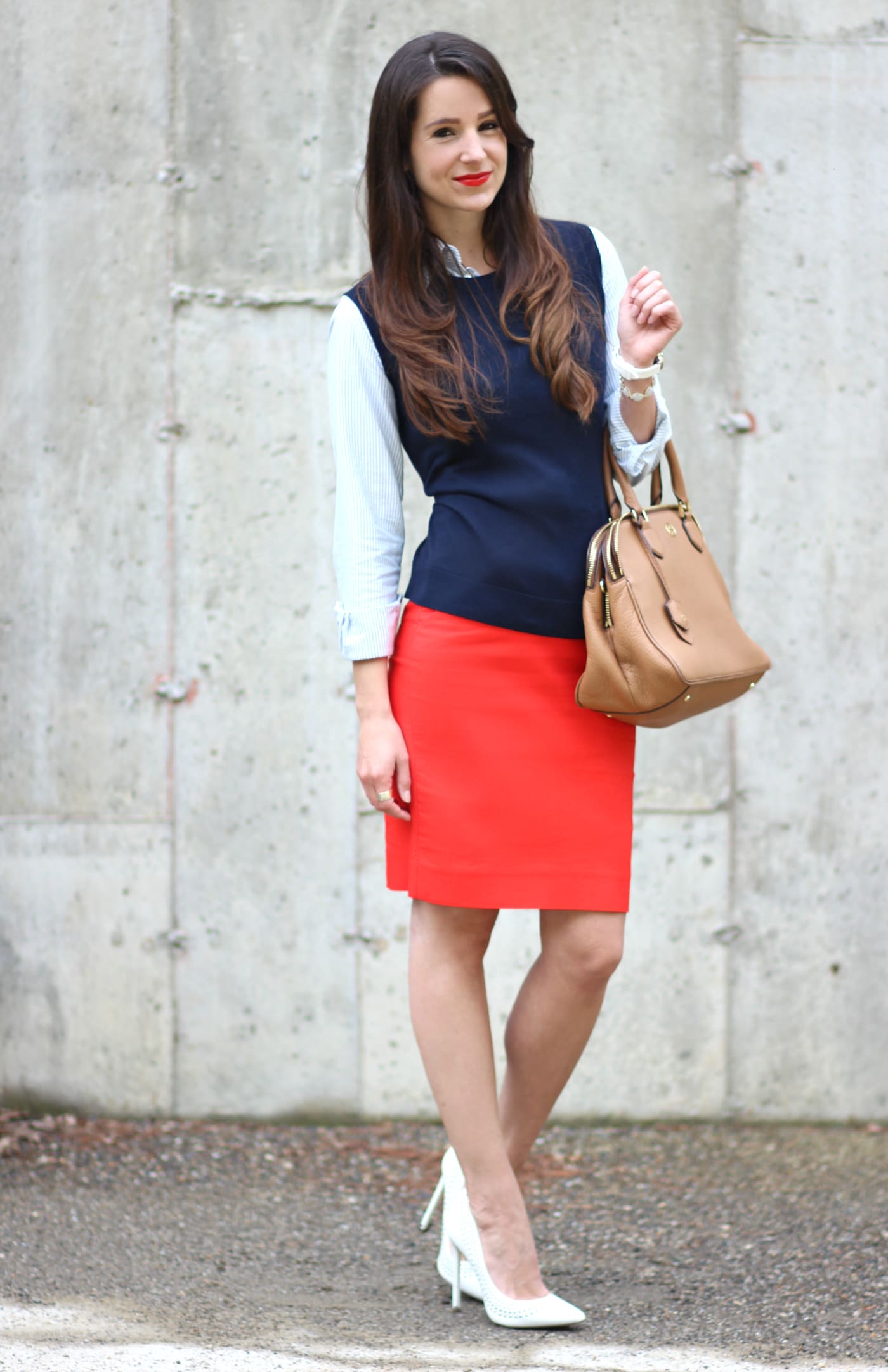 How to wear a navy sweater vest from a prep school graduate