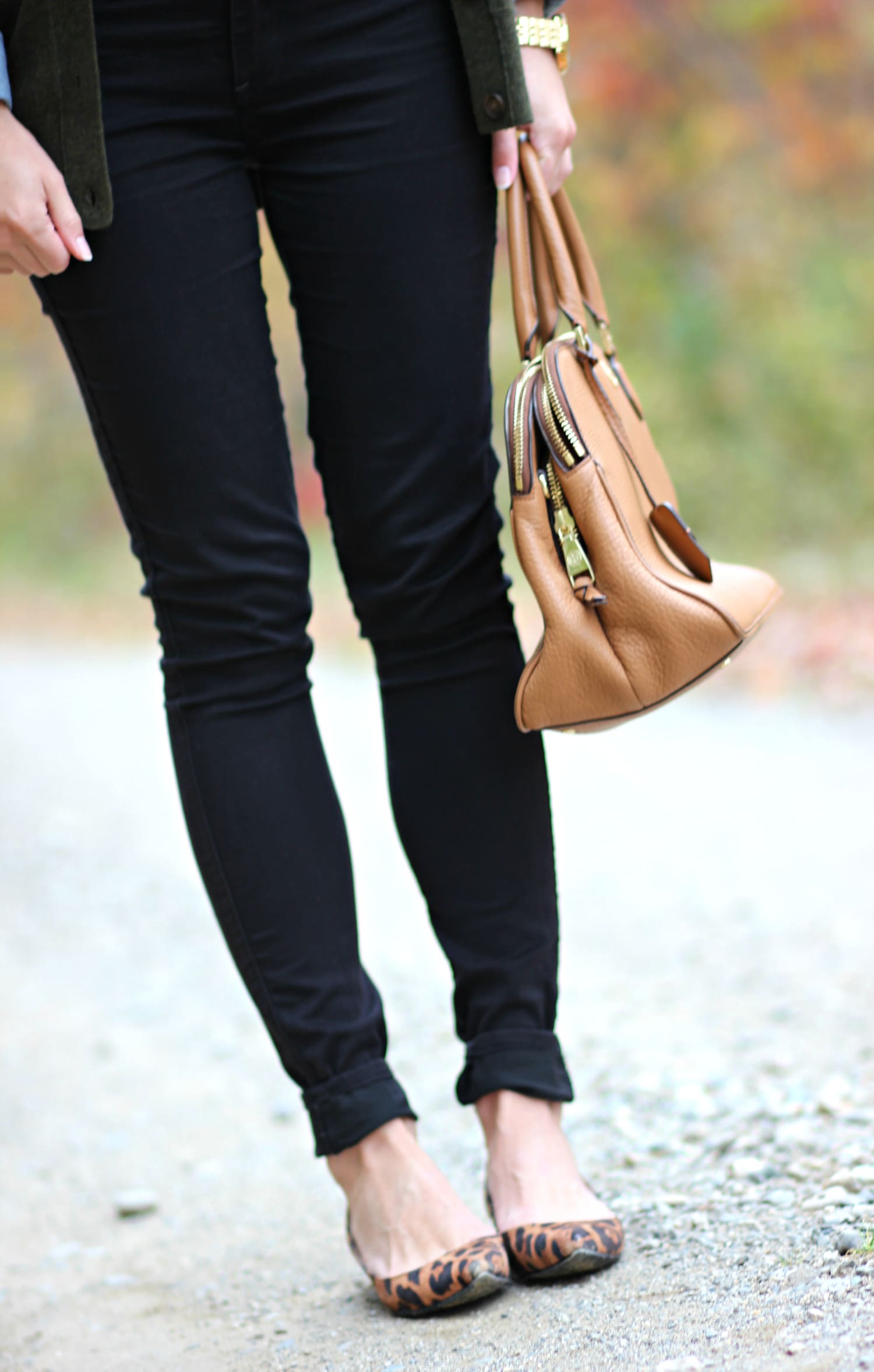 The perfect affordable olive cardigan sweater for chasing leaves in Maine