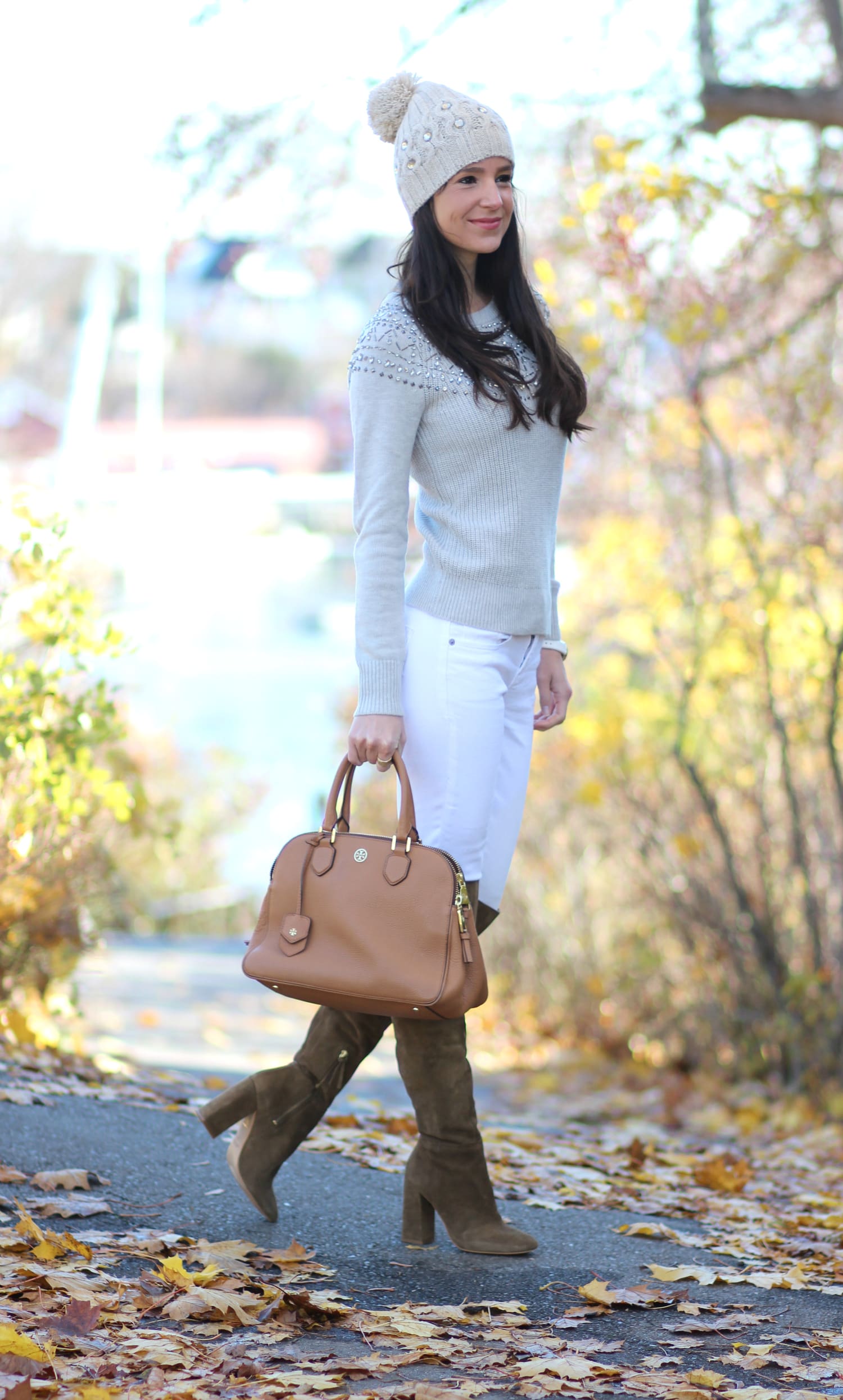Festive and classy sweater outfit from Banana Republic