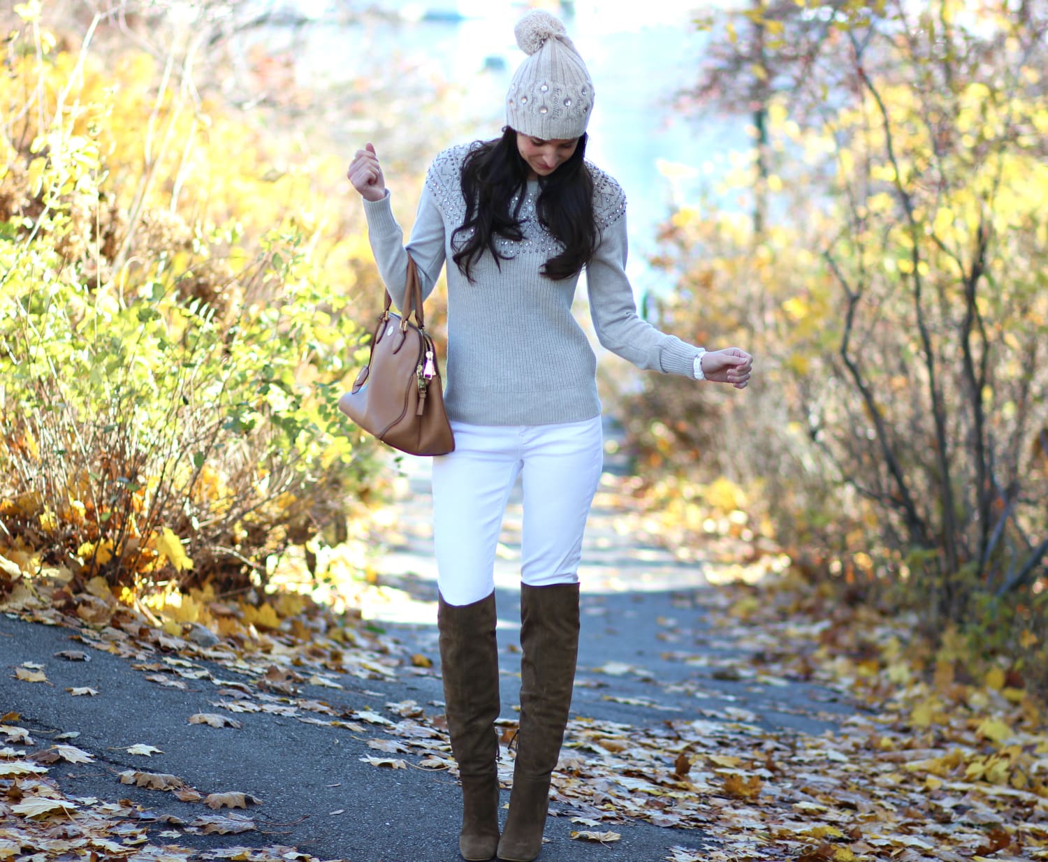 Festive and classy sweater outfit from Banana Republic