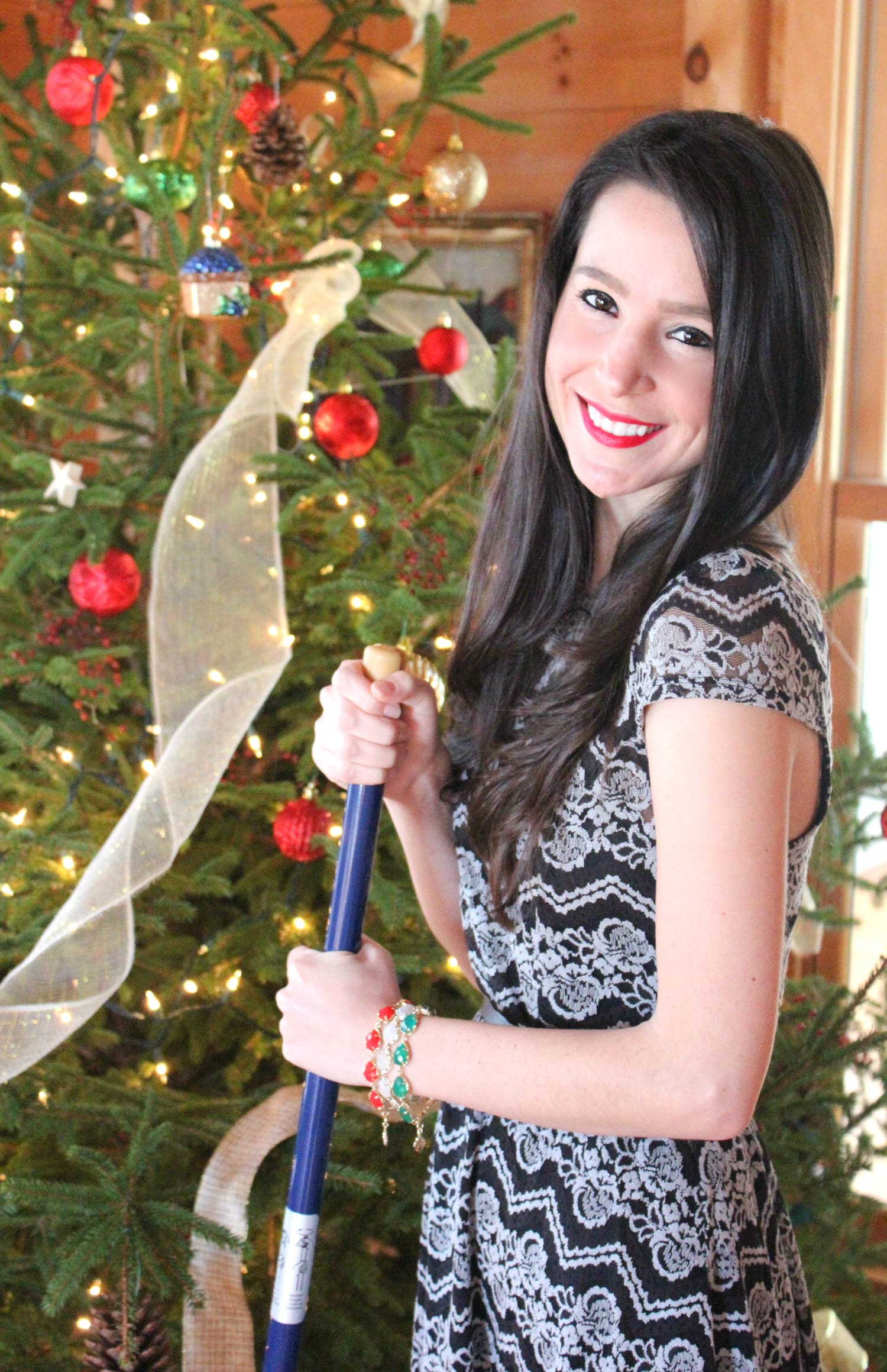 Tips for affordable country Christmas decor