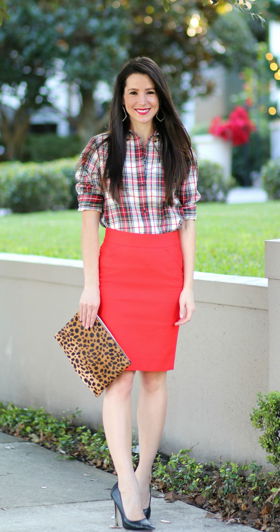How to wear a red pencil skirt to work during the holidays