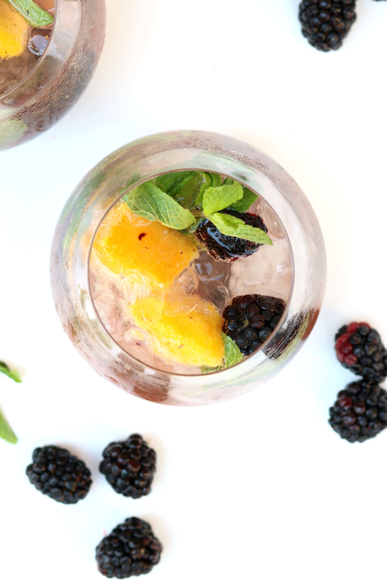 A simple and delicious blackberry mango mojito recipe