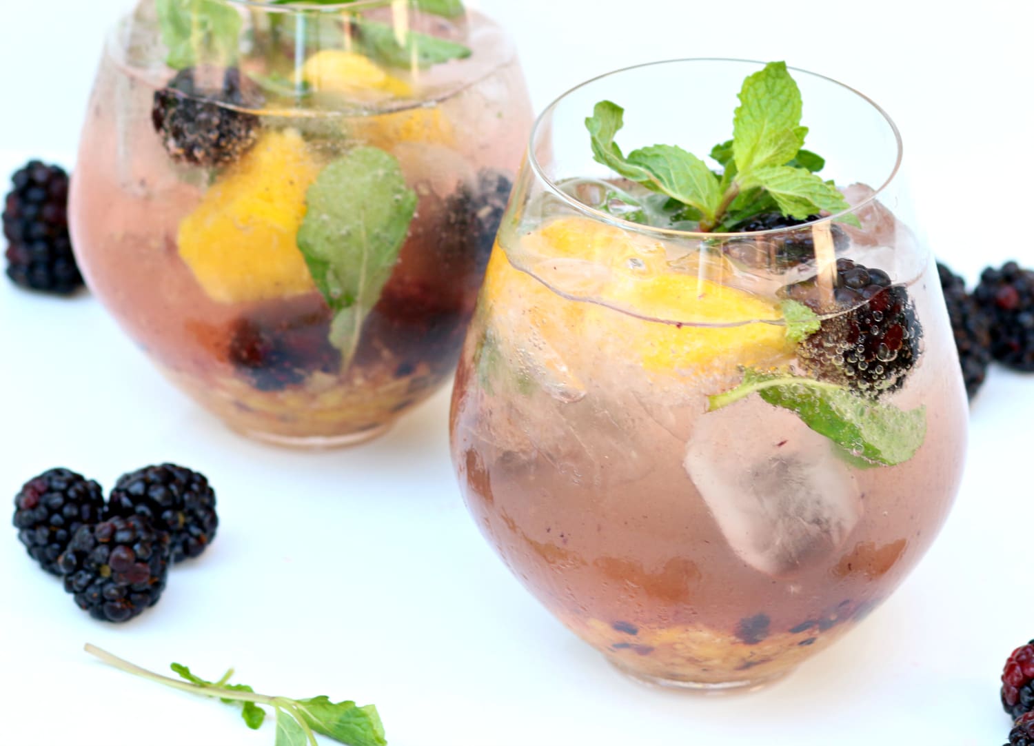 A simple and delicious blackberry mango mojito recipe