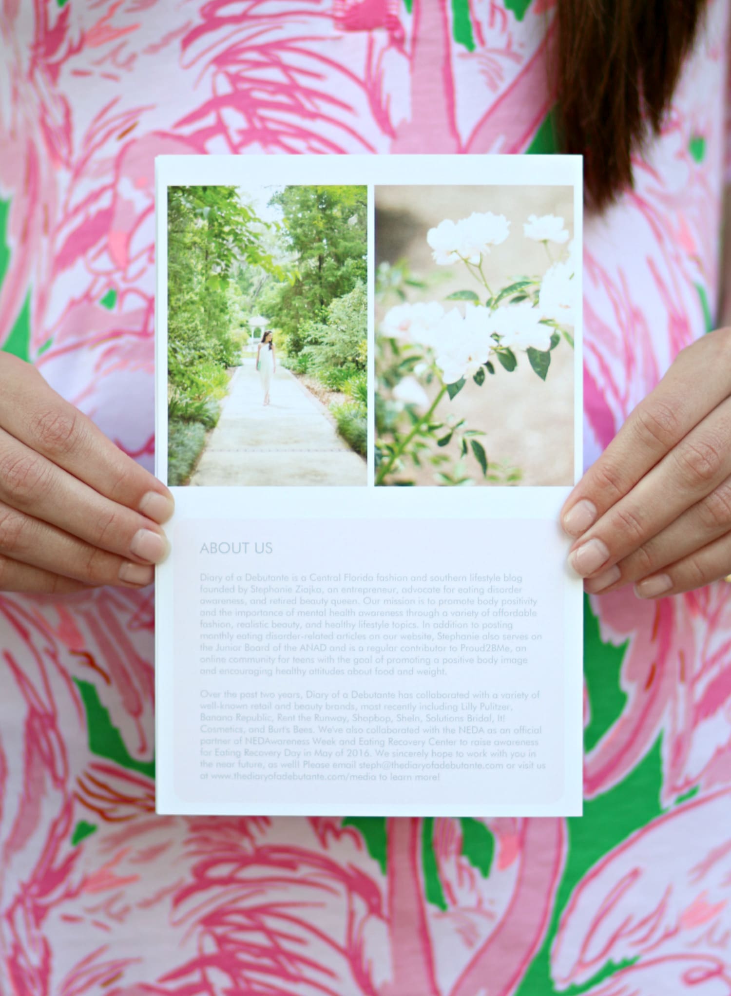 How to create and print an effective media kit with Vistaprint, including recommended media kit contents and guidelines