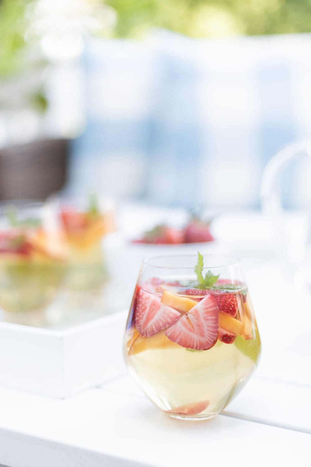 White wine sangria recipe by blogger Stephanie Ziajka on Diary of a Debutante