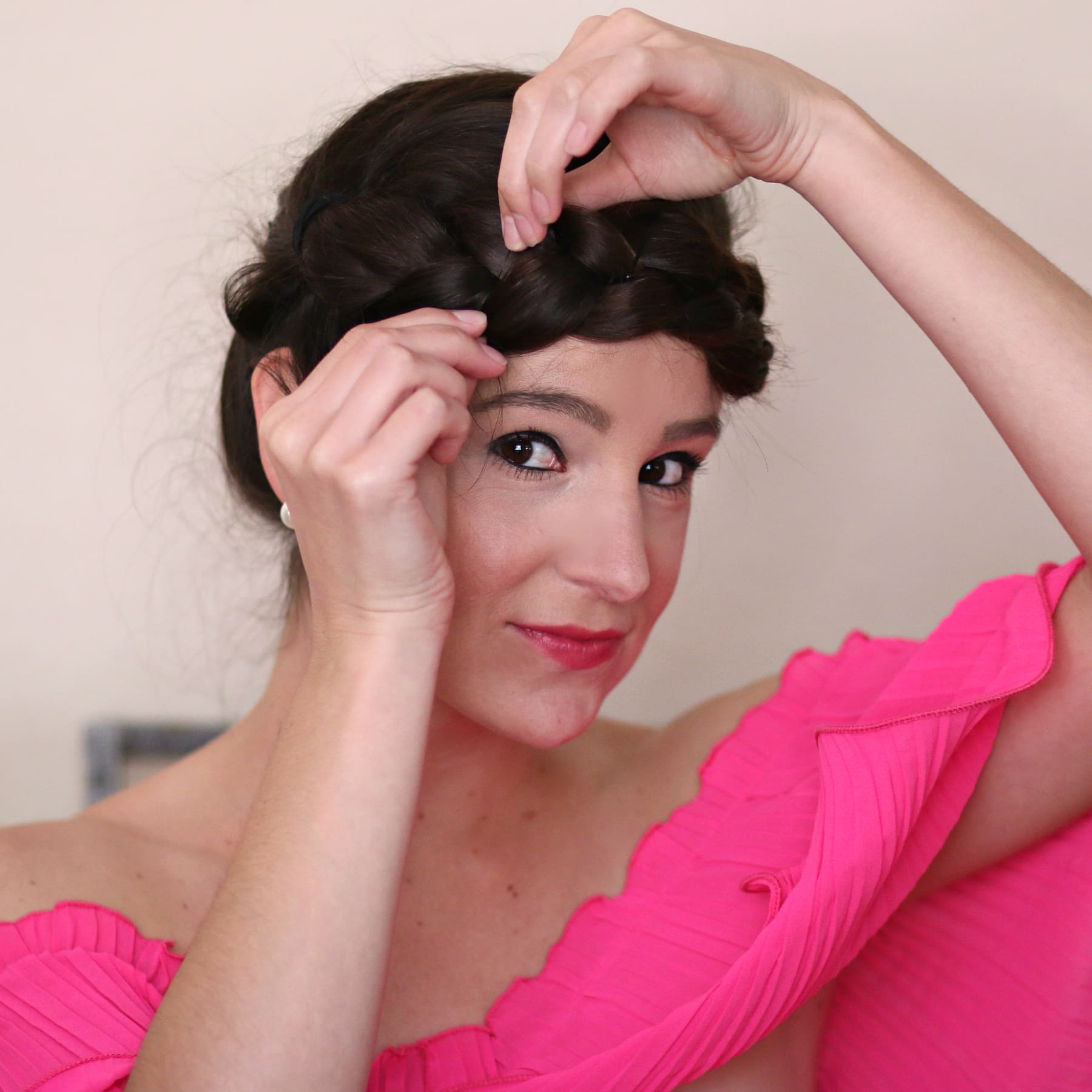 2 easy braided hairstyle for medium hair that take 5 minutes or less 