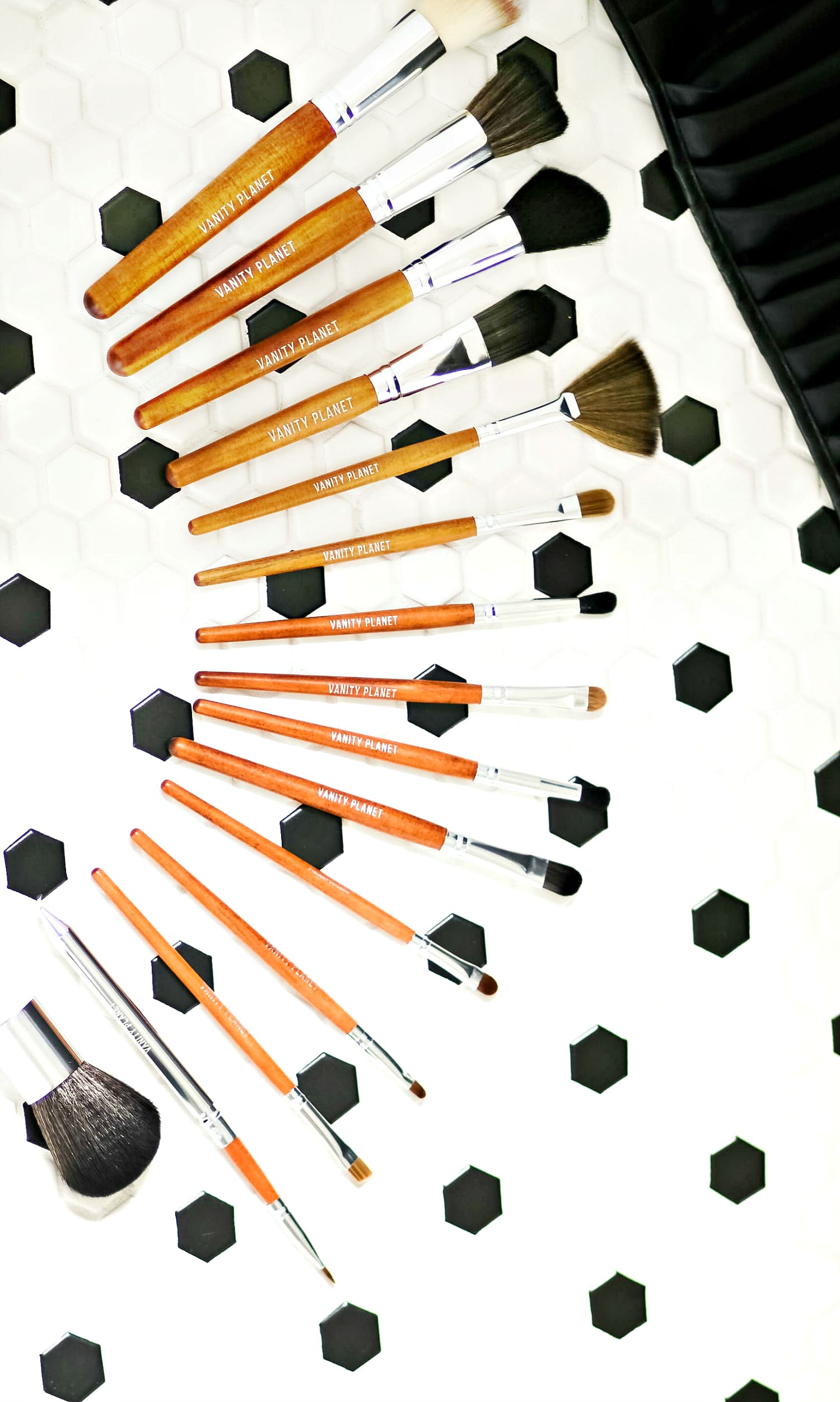 15 Different Vanity Planet Makeup Brushes and Their Uses