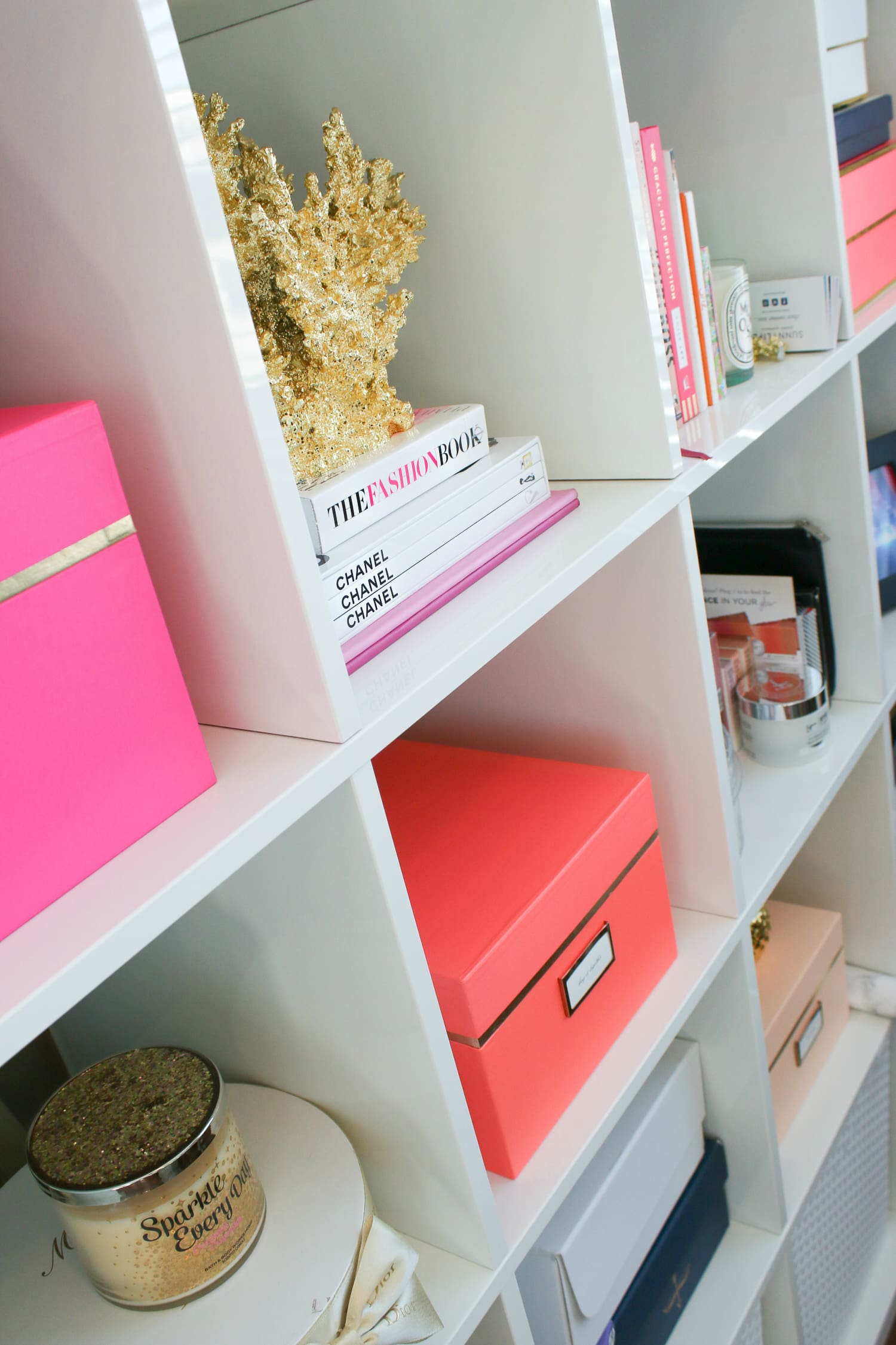 Columbia Apartment Tour: How to Decorate and Furnish a Temporary Apartment on a Budget