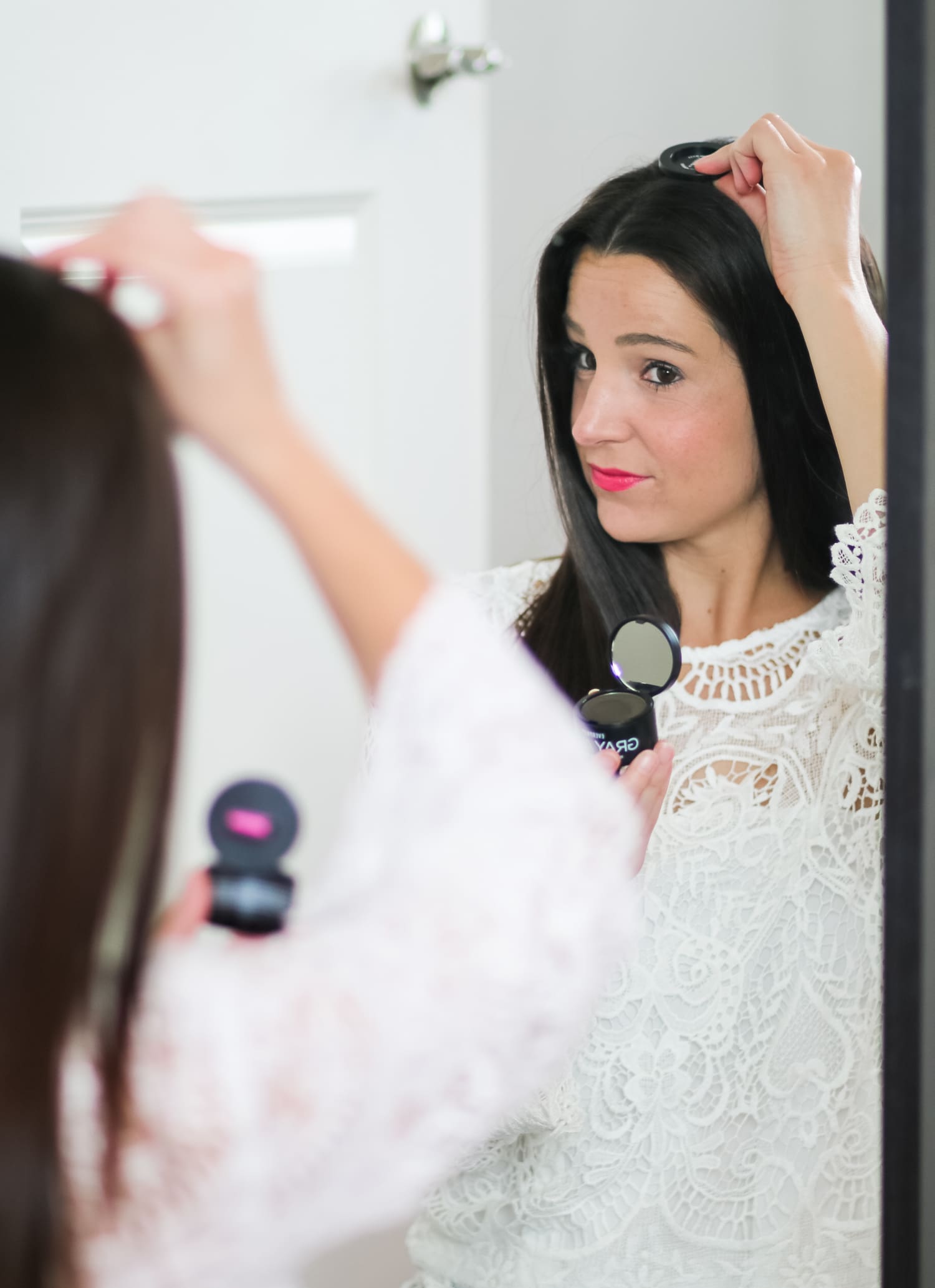 The best root concealer spray and magnetic powder root concealer for women of all ages