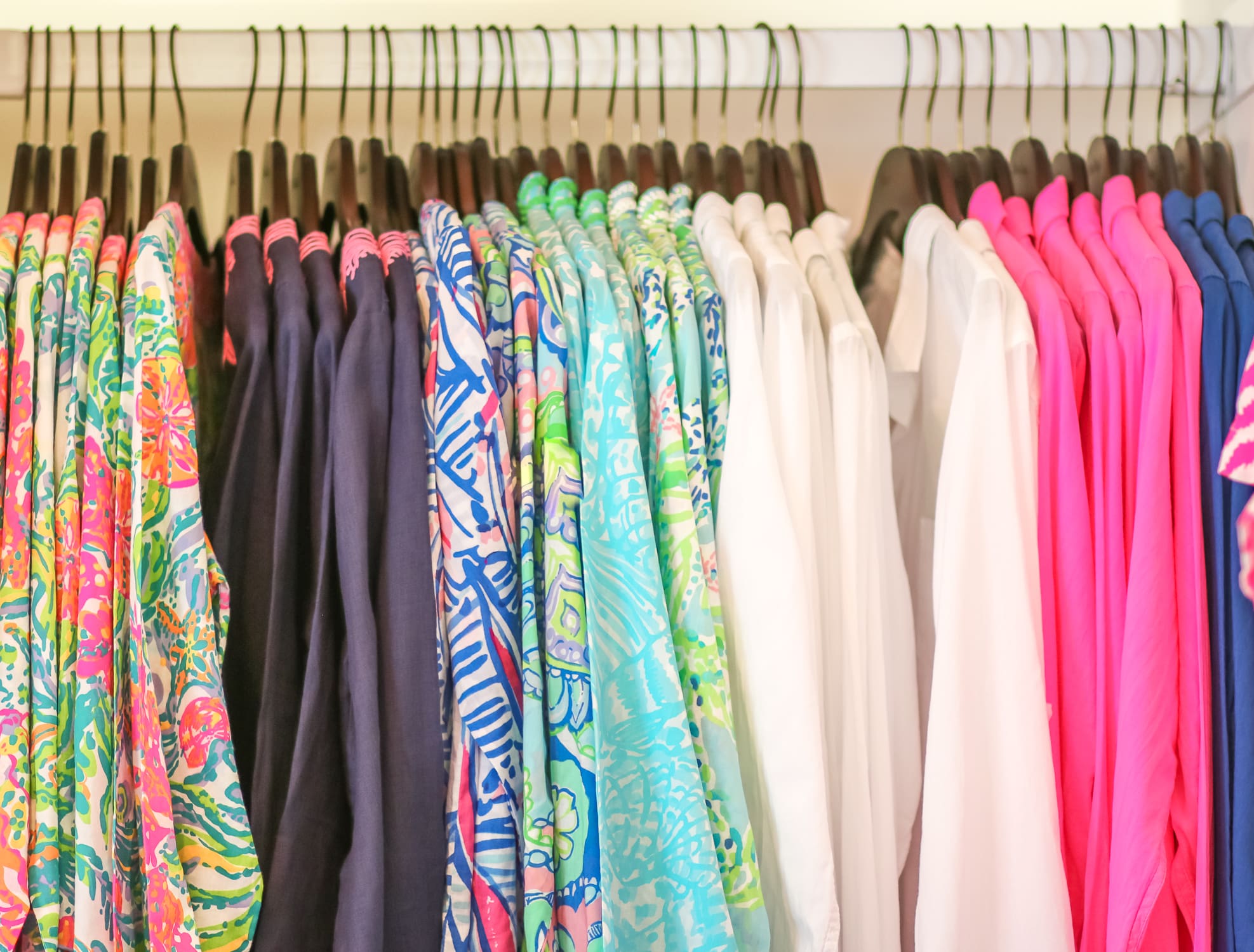 When is the Lilly Pulitzer After Party Sale exactly? This post shares all the most important details about the sale, including the dates, shopping tips, and things to know (like the return policy).