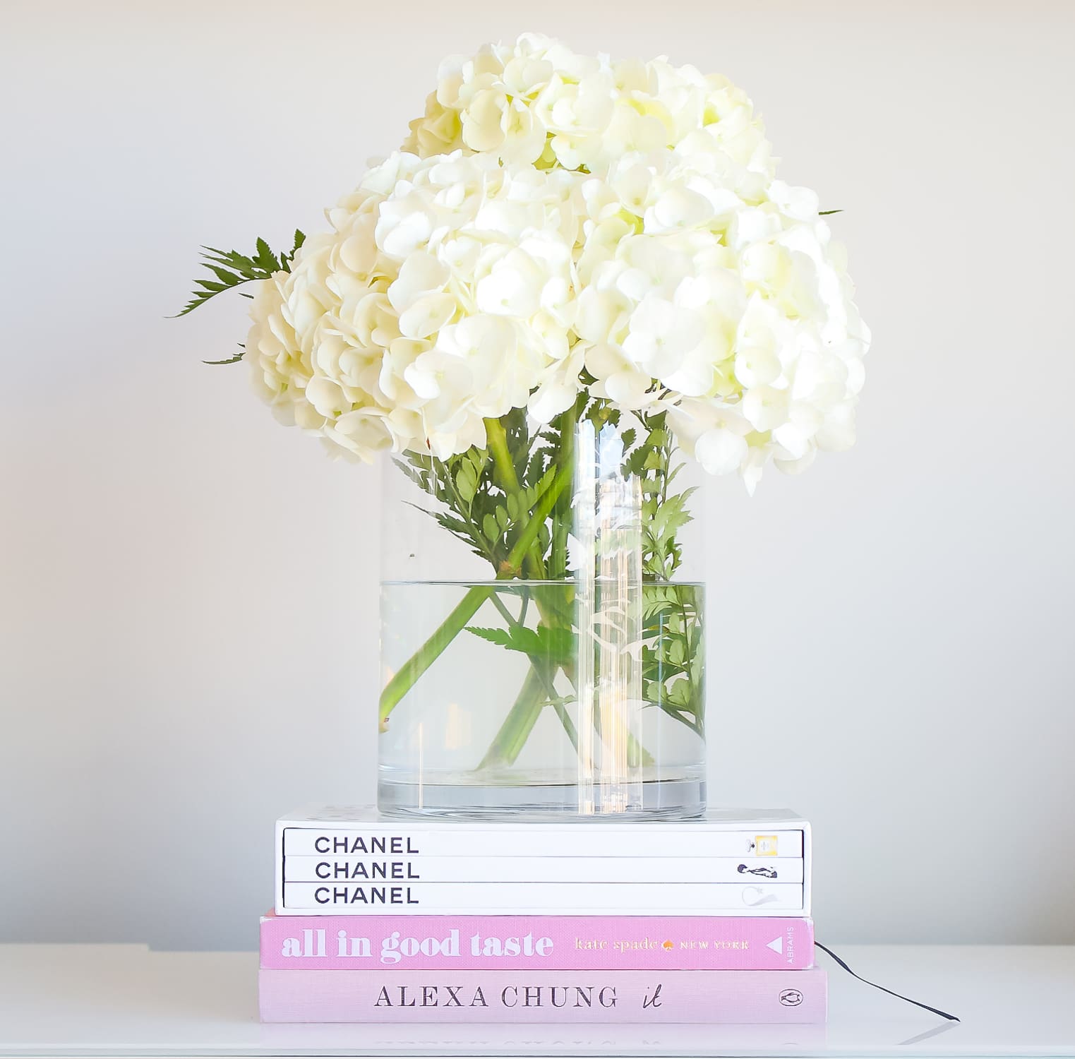 From summer Instagram ideas to exclusive brand updates, here's everything you missed on Instagram in August. Follow along @stephanieziajka!