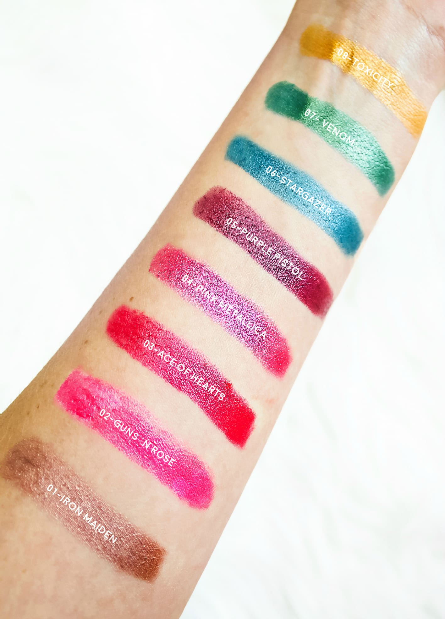 Essence Metal Shock Metallic Lipstick Swatches and Volume Stylist Mascara Review