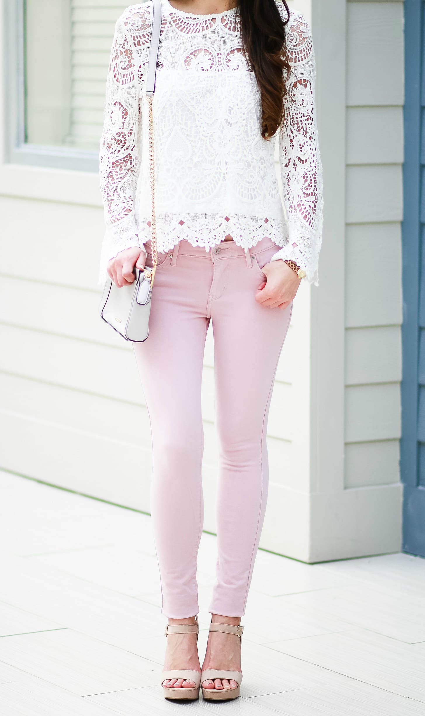 Levi pink skinny jeans with WAYF white lenox lace top, Rebecca Minkoff Avery crossbody bag, Sam Edelman tan block heel sandals, SUGARFIX by Baublebar embellished hoop earrings, and Kate Spade New York Mini Metro Leopard Watch | How to wear pink skinny jeans in the fall plus all the details on Shopbop's End-of-the-Season Sale by fashion blogger Stephanie Ziajka from Diary of a Debutante