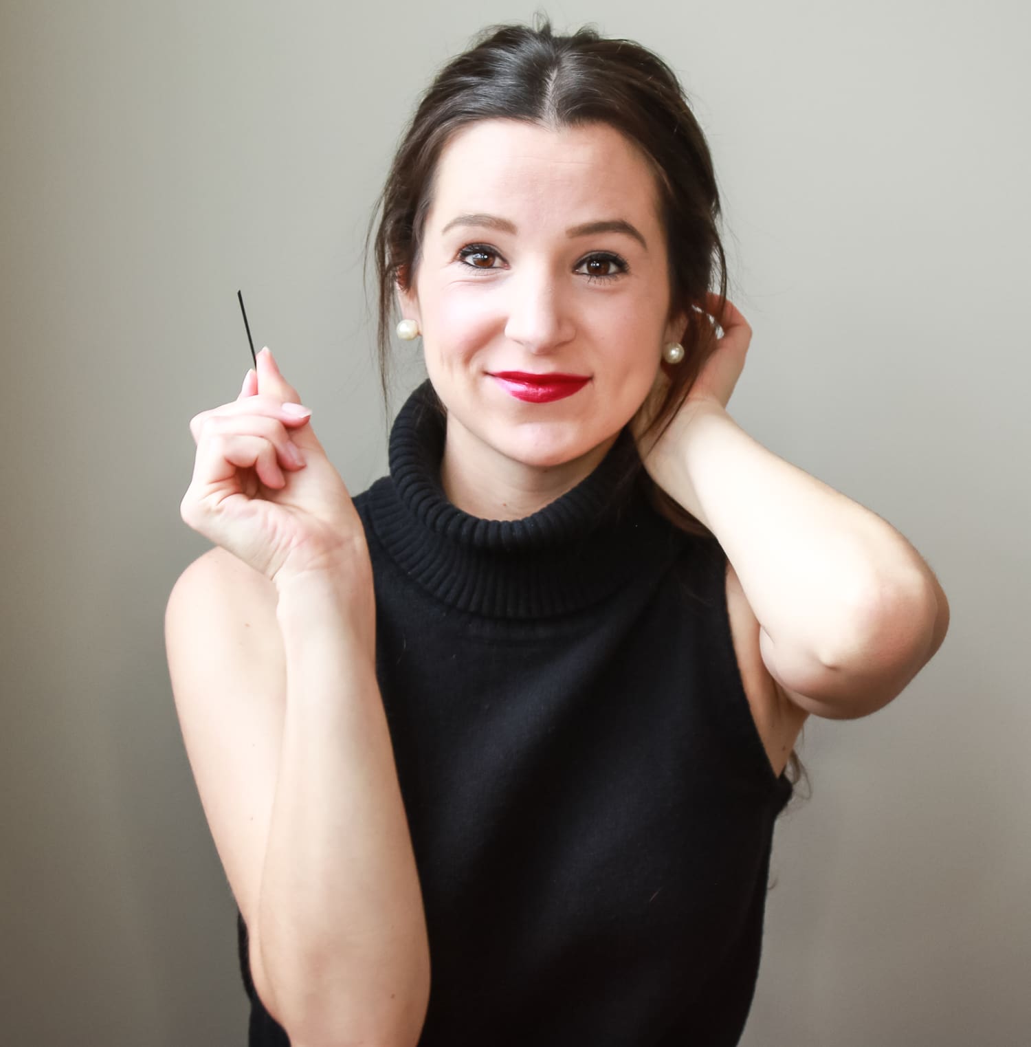 5-minute low messy ponytail hair tutorial by southern blogger Stephanie Ziajka from Diary of a Debutante