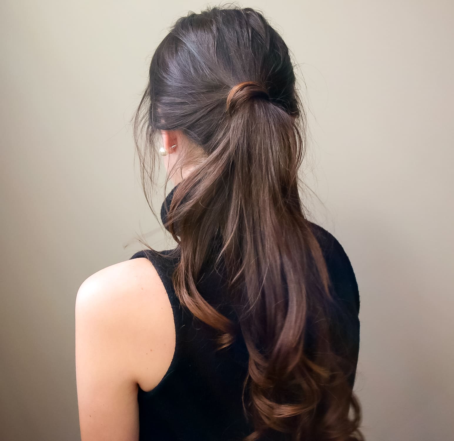 5-minute low messy ponytail hair tutorial by southern blogger Stephanie Ziajka from Diary of a Debutante