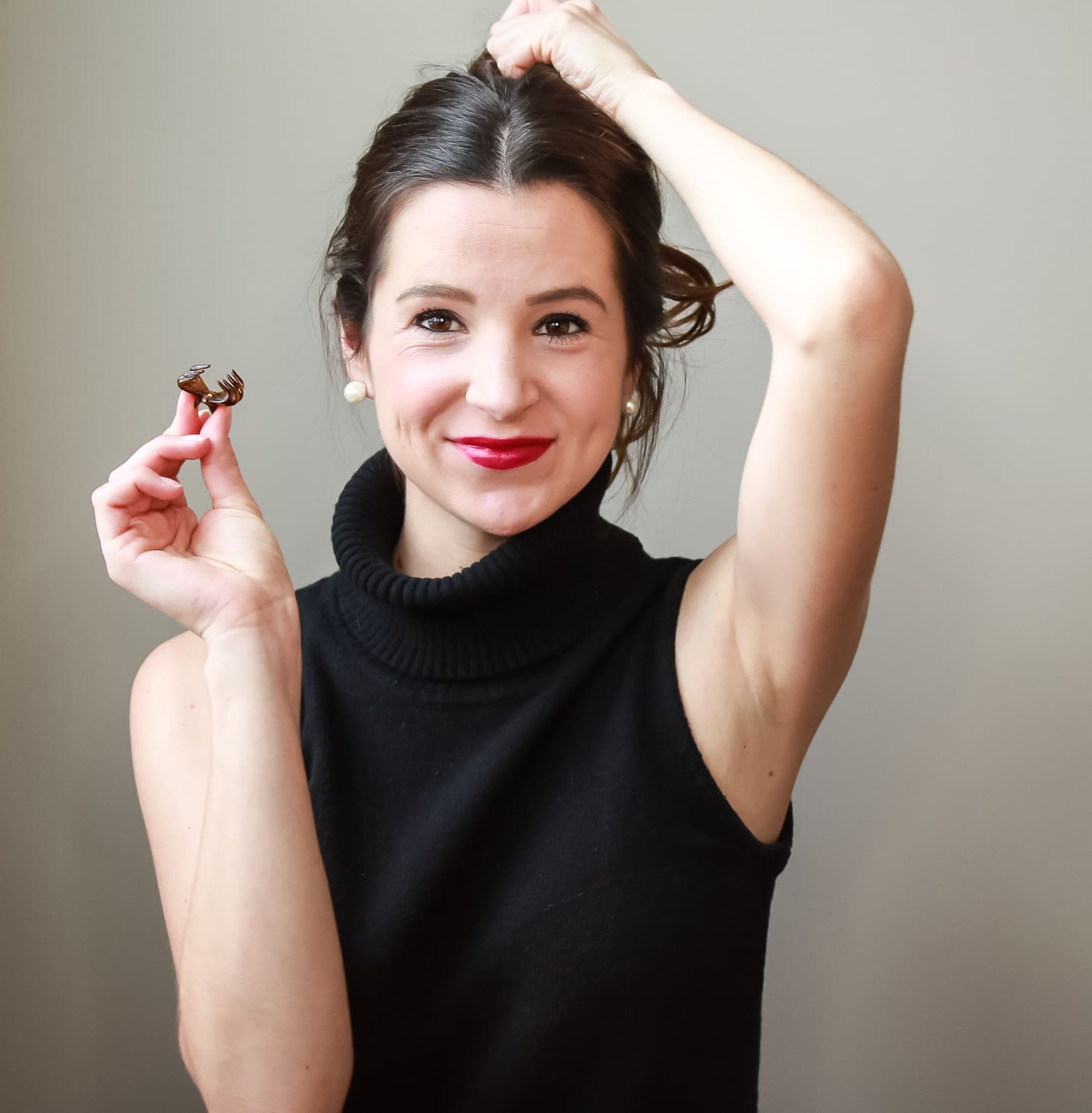 5-minute low messy ponytail hair tutorial by southern blogger Stephanie Ziajka from Diary of a Debutante