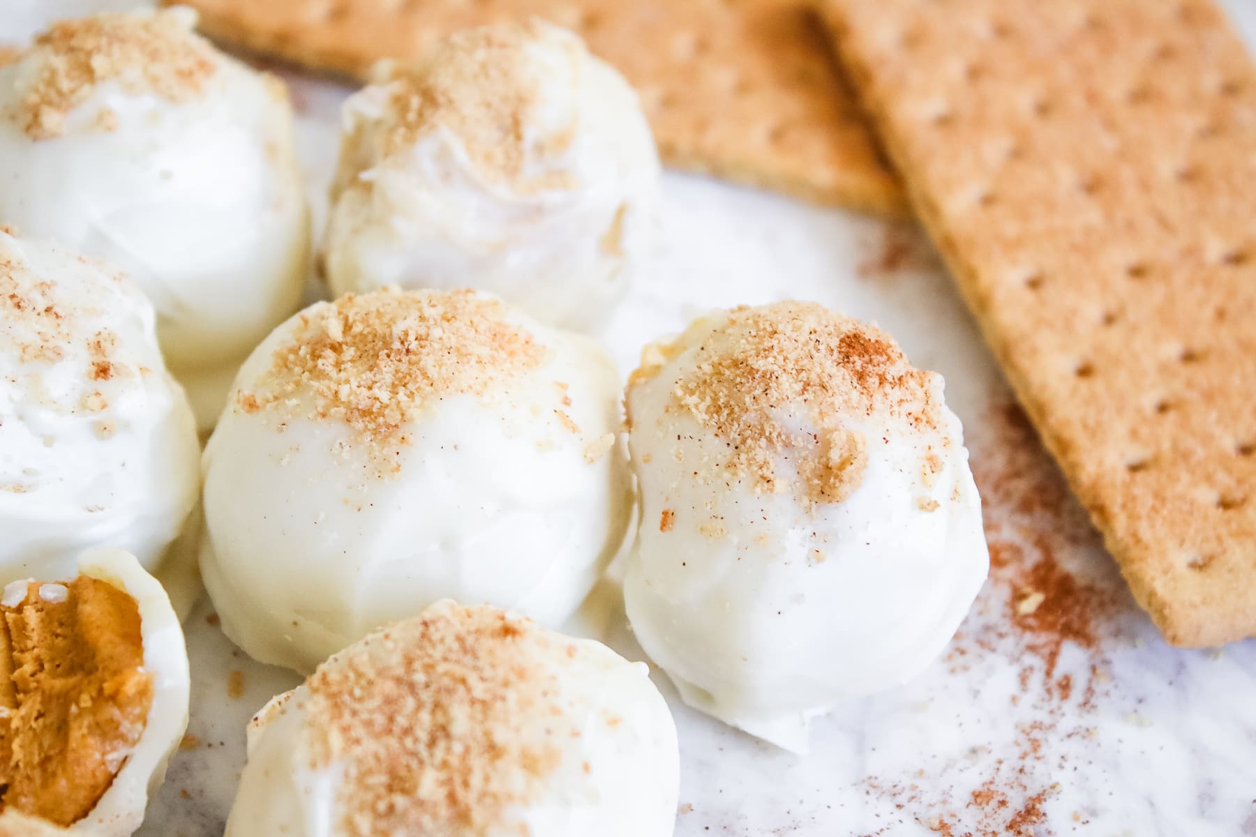 Southern lifestyle blogger Stephanie Ziajka shares her favorite no bake pumpkin dessert on Diary of a Debutante