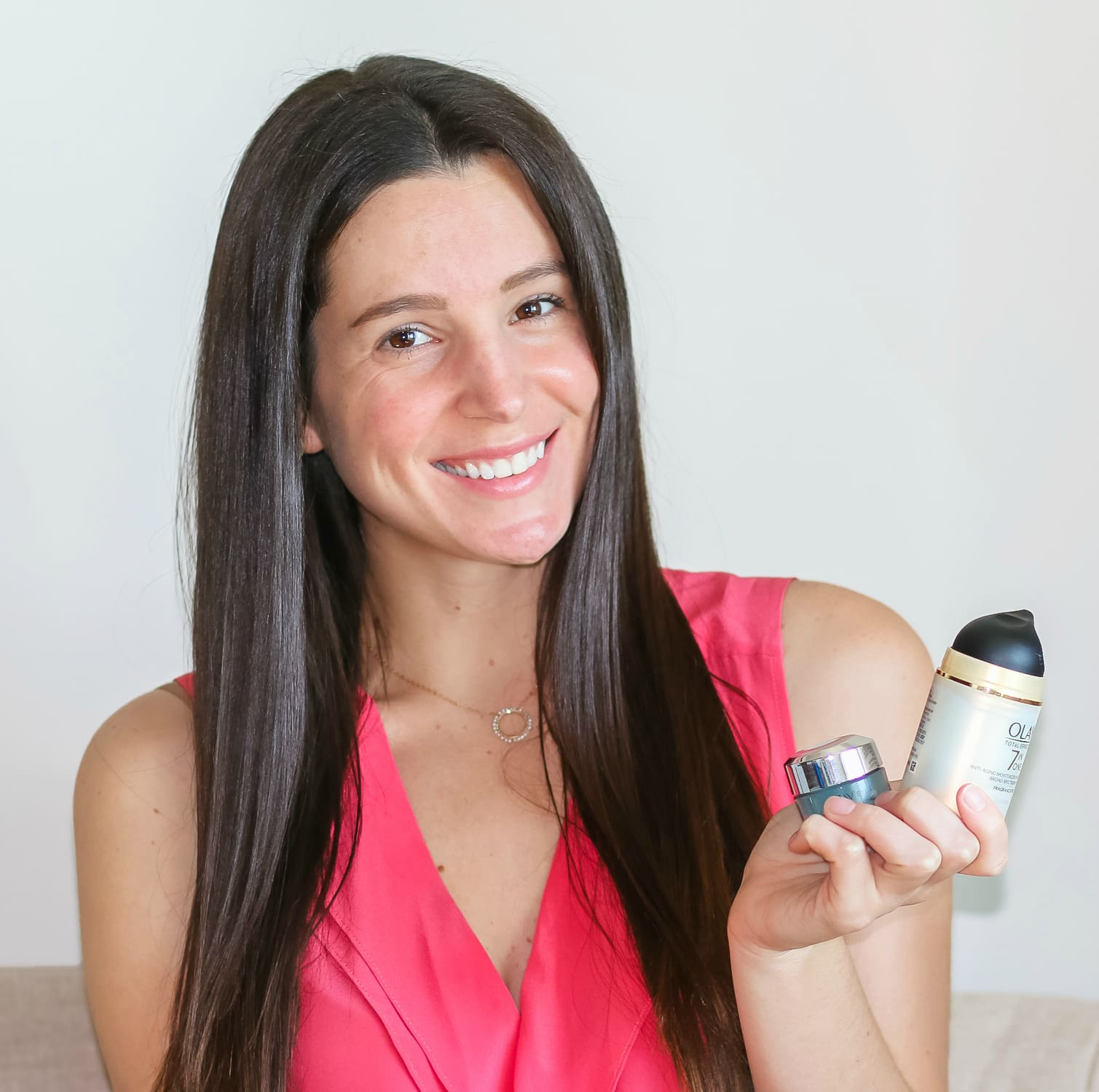 What happened when I used Olay Total Effects Moisturizer with SPF 15 & Olay Eyes Deep Hydrating Eye Gel for 28 days in place of my go-to moisturizer and eye cream | Olay 28 Day Challenge | Best Olay moisturizer with sunscreen for fast results | Best Olay products | I took the Olay 28-Day Challenge (And Here's What Happened) by southern blogger Stephanie Ziajka from Diary of a Debutante
