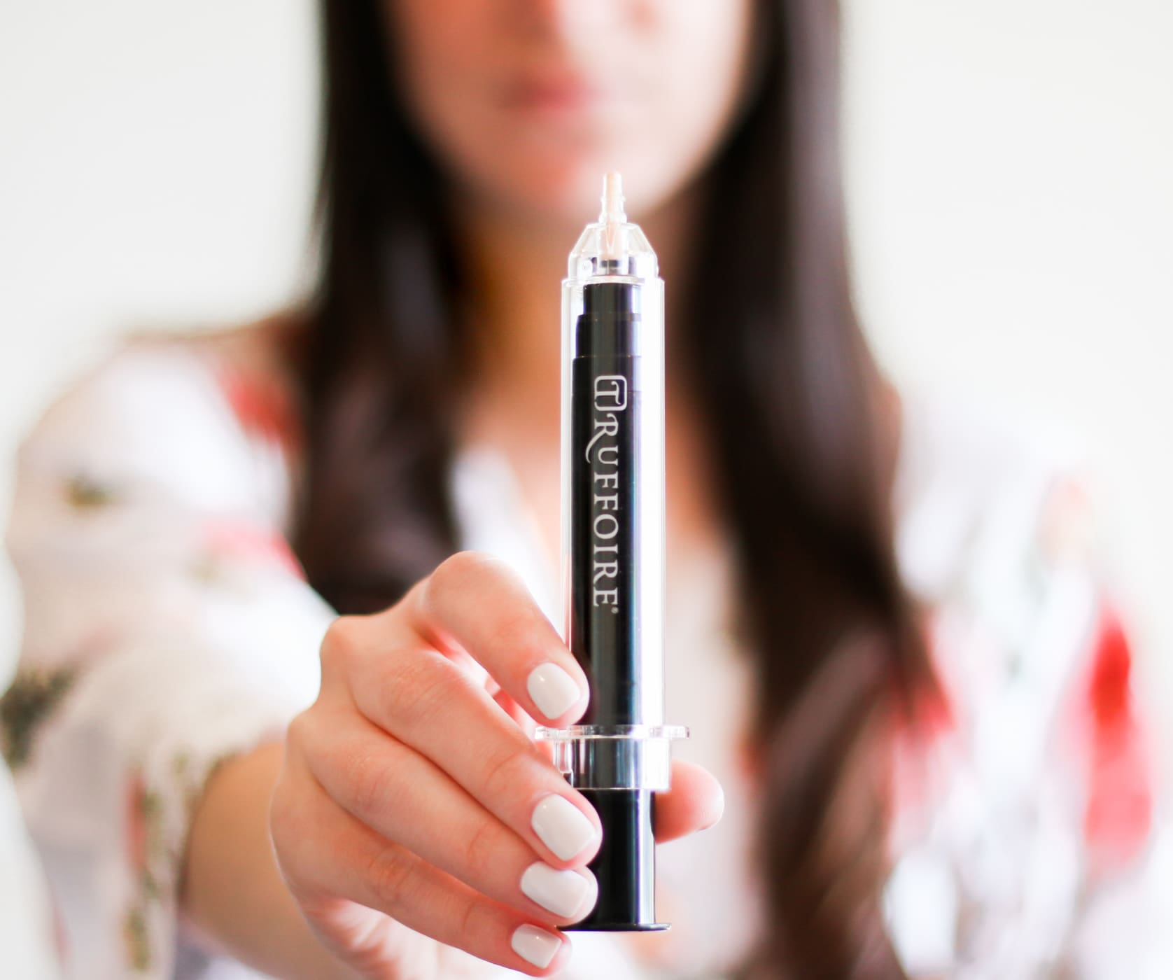 Truffoire Black Truffle Instant Repair Syringe review, Truffoire skin care review, black truffle skincare, truffle skincare, Truffoire Review: The Benefits of Black Truffle Skincare by beauty blogger Stephanie Ziajka from Diary of a Debutante, Truffoire Black Collection review, Truffoire review