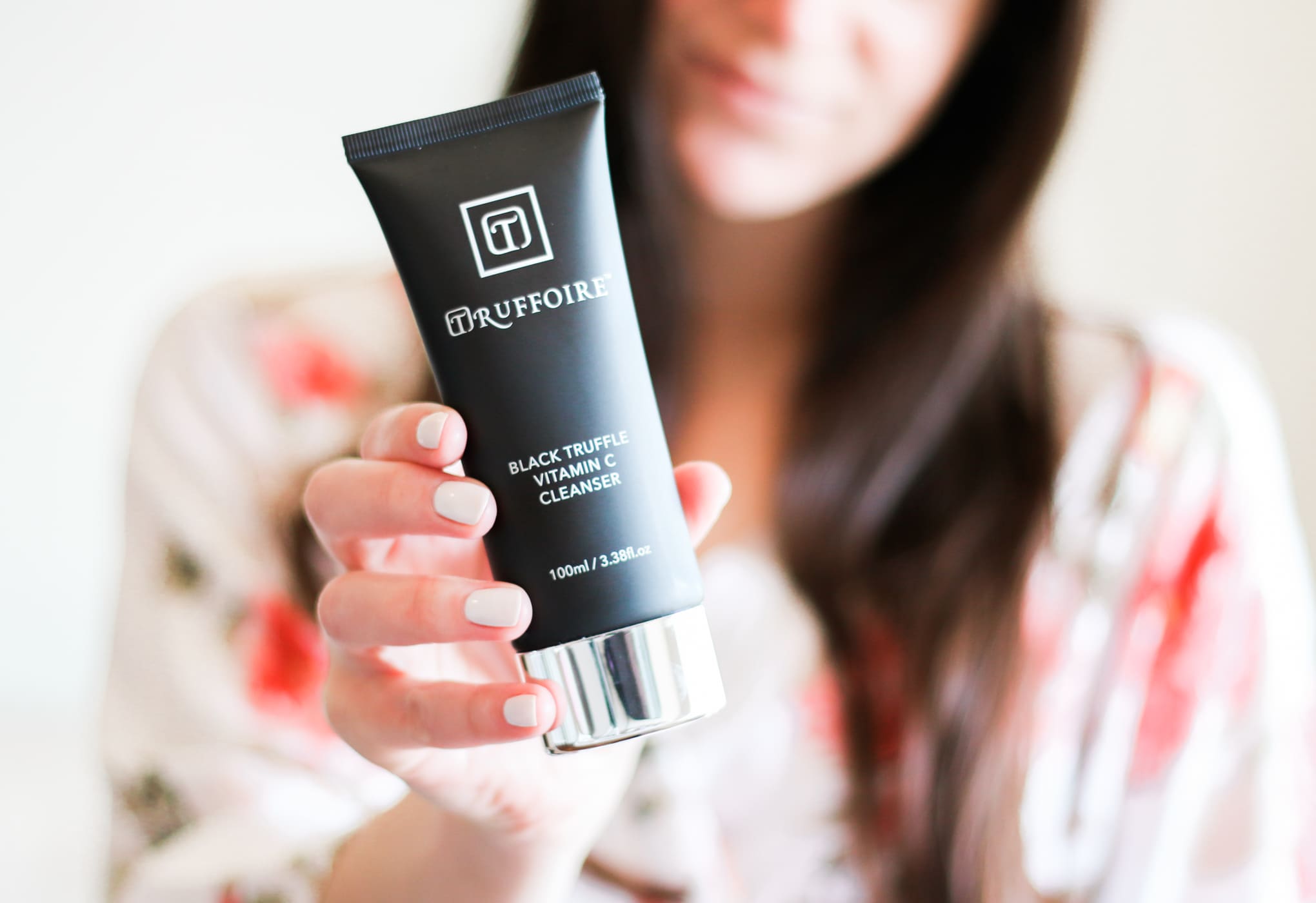 Truffoire Black Truffle Vitamin C Cleanser review, Truffoire skin care review, black truffle skincare, truffle skincare, Truffoire Review: The Benefits of Black Truffle Skincare by beauty blogger Stephanie Ziajka from Diary of a Debutante, Truffoire Black Collection review, Truffoire review