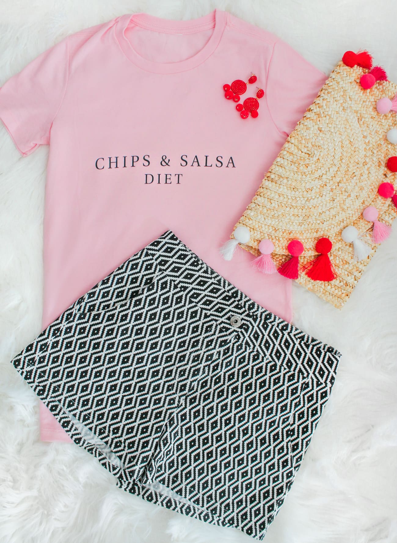 Two Quick Fresh Salsa Recipes for Your Cinco de Mayo Fiesta by southern lifestyle blogger Stephanie Ziajka from Diary of a Debutante, Chips and Salsa Diet shirt, casual Cinco de Mayo outfit idea, strawberry jalapeno salsa recipe, strawberry and jalapeno salsa recipe, homemade salsa recipe