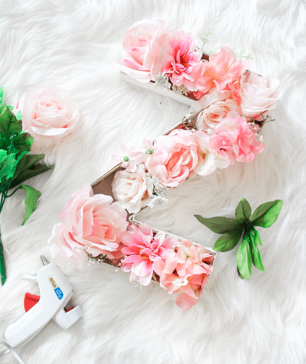 DIY Floral Monogrammed Door Hanger by southern lifestyle blogger Stephanie Ziajka from Diary of a Debutante, DIY birthday gifts for her, diy monogram door hanger, diy monogram letters
