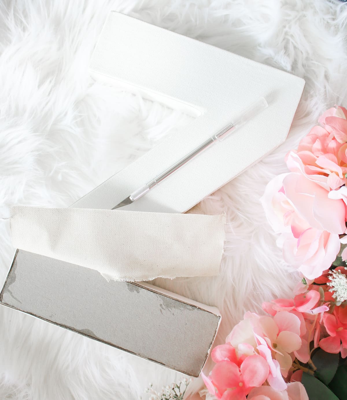 DIY Floral Monogrammed Door Hanger by southern lifestyle blogger Stephanie Ziajka from Diary of a Debutante, DIY birthday gifts for her, diy monogram door hanger, diy monogram letters