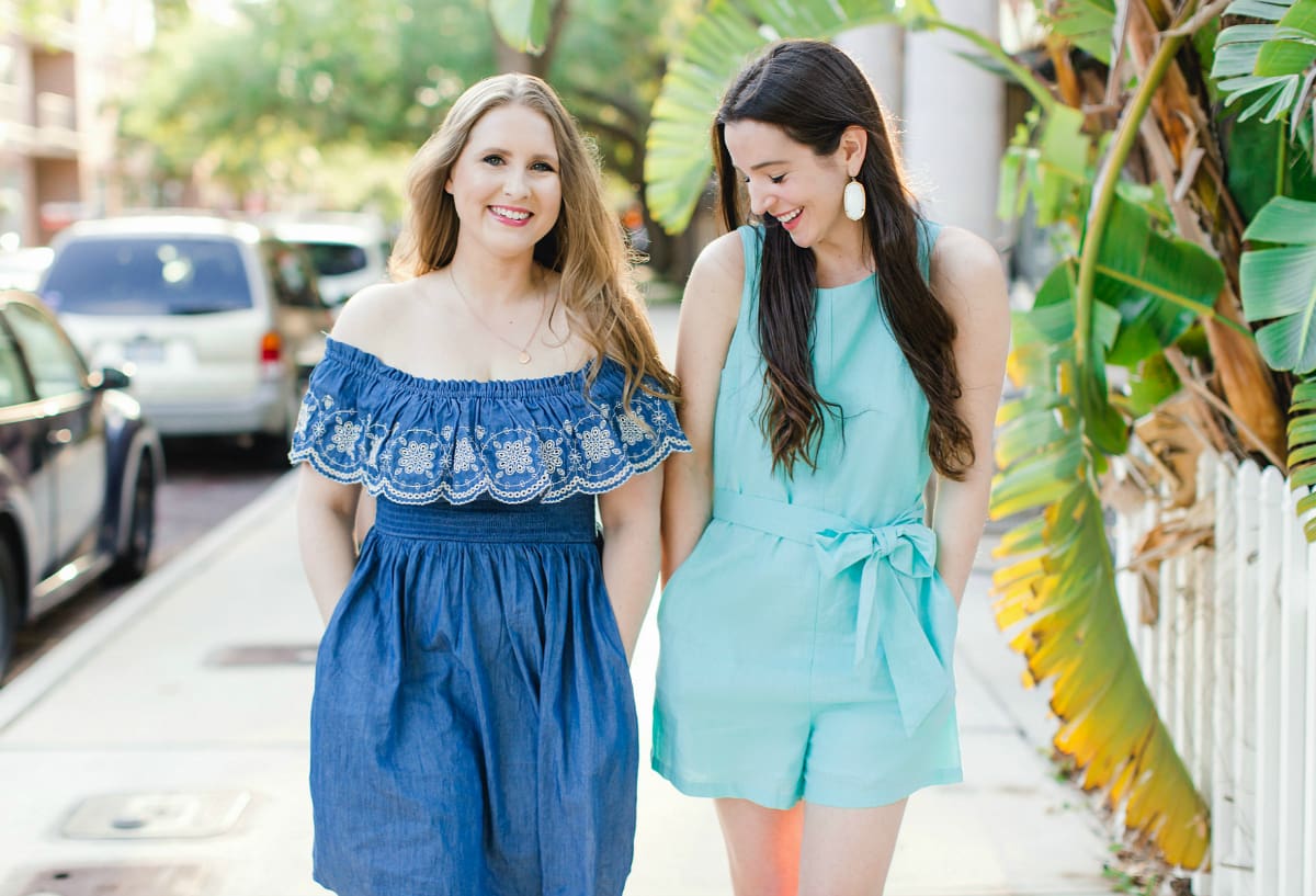 10 Tips for Making Friends in a Brand New City by southern lifestyle blogger and mental health advocate Stephanie Ziajka from Diary of a Debutante, feeling lonely in a new city, dealing with depression after moving to new city, new city no friends depressed