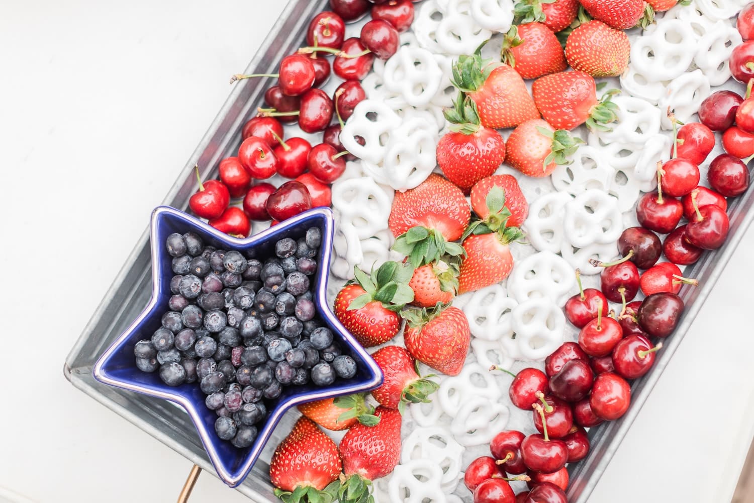 Patriotic red white and blue snack tray created by blogger Stephanie Ziajka on Diary of a Debutante