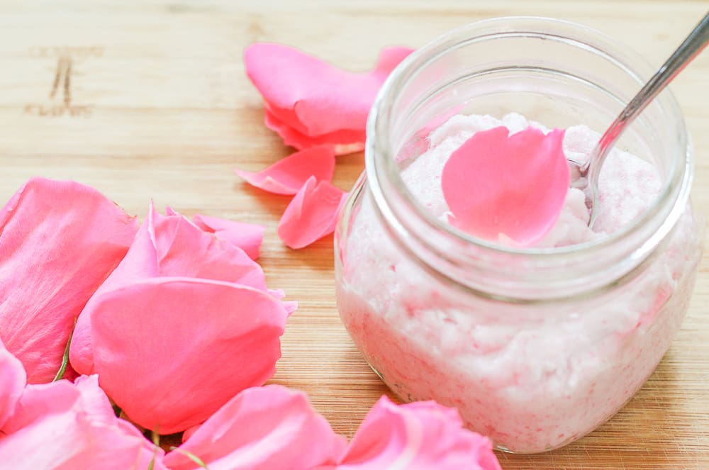 DIY rose sugar scrub recipe made with white sugar, coconut oil, rose essential oil, and fresh rose petals by southern blogger Stephanie Ziajka from Diary of a Debutante, DIY sugar scrub recipe, diy sugar body scrub, diy sugar scrub gift, best diy sugar scrub