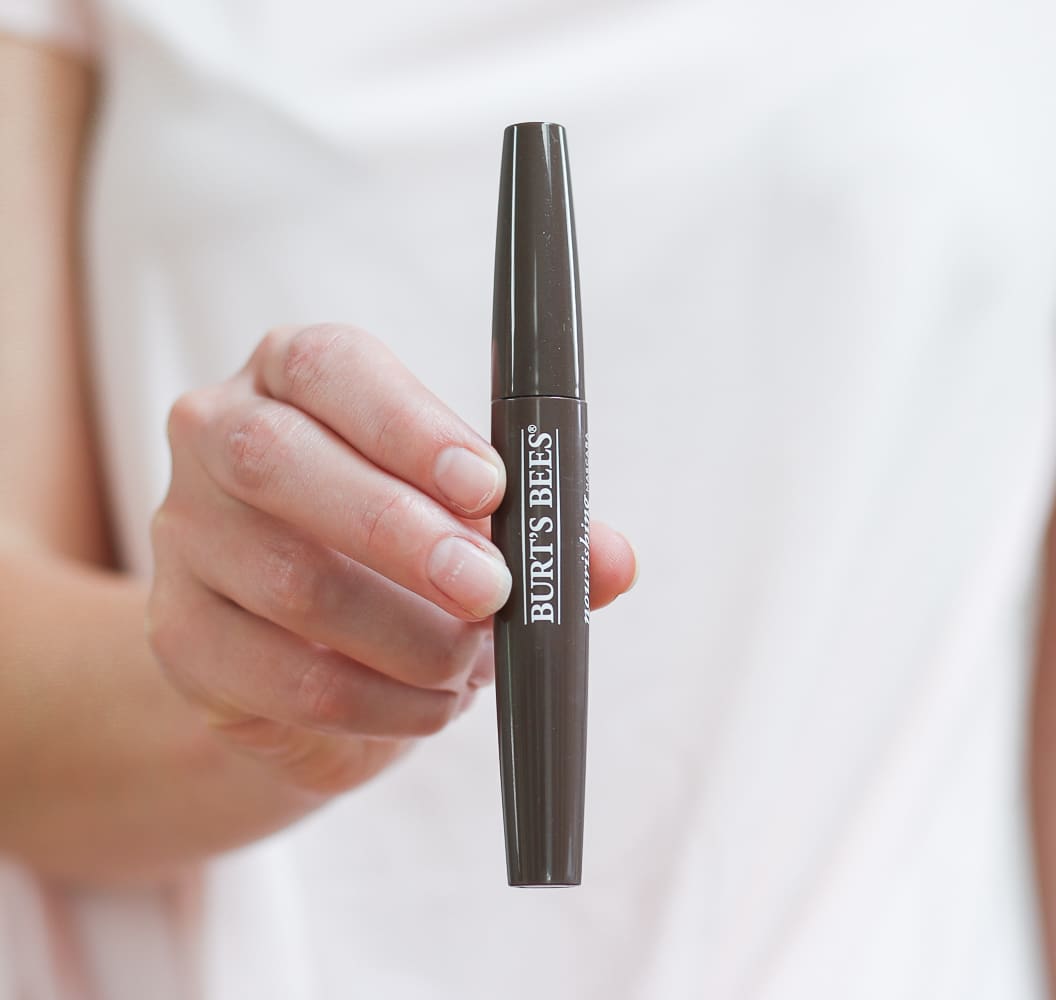 Minimal Makeup Routine, Burt's Bees Minimal Makeup Routine: 7 Cruelty-Free Steps to Looking More Awake by beauty blogger Stephanie Ziajka from Diary of a Debutante, simple makeup routine for school, cruelty free makeup routine, Burt's Bees makeup, Burt's Bees Nourishing Mascara