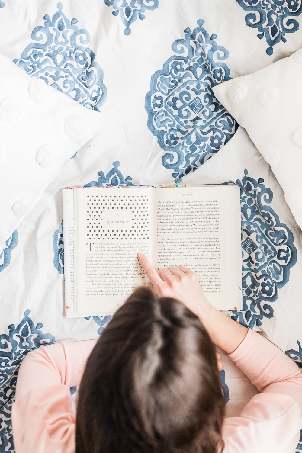 Girlboss Reading List: 10 of the Best Books for Women in 2019 by southern lifestyle blogger Stephanie Ziajka from Diary of a Debutante, best business books for women, best self help books for women in their 20s, cute reading photo, cute reading flat lay photo