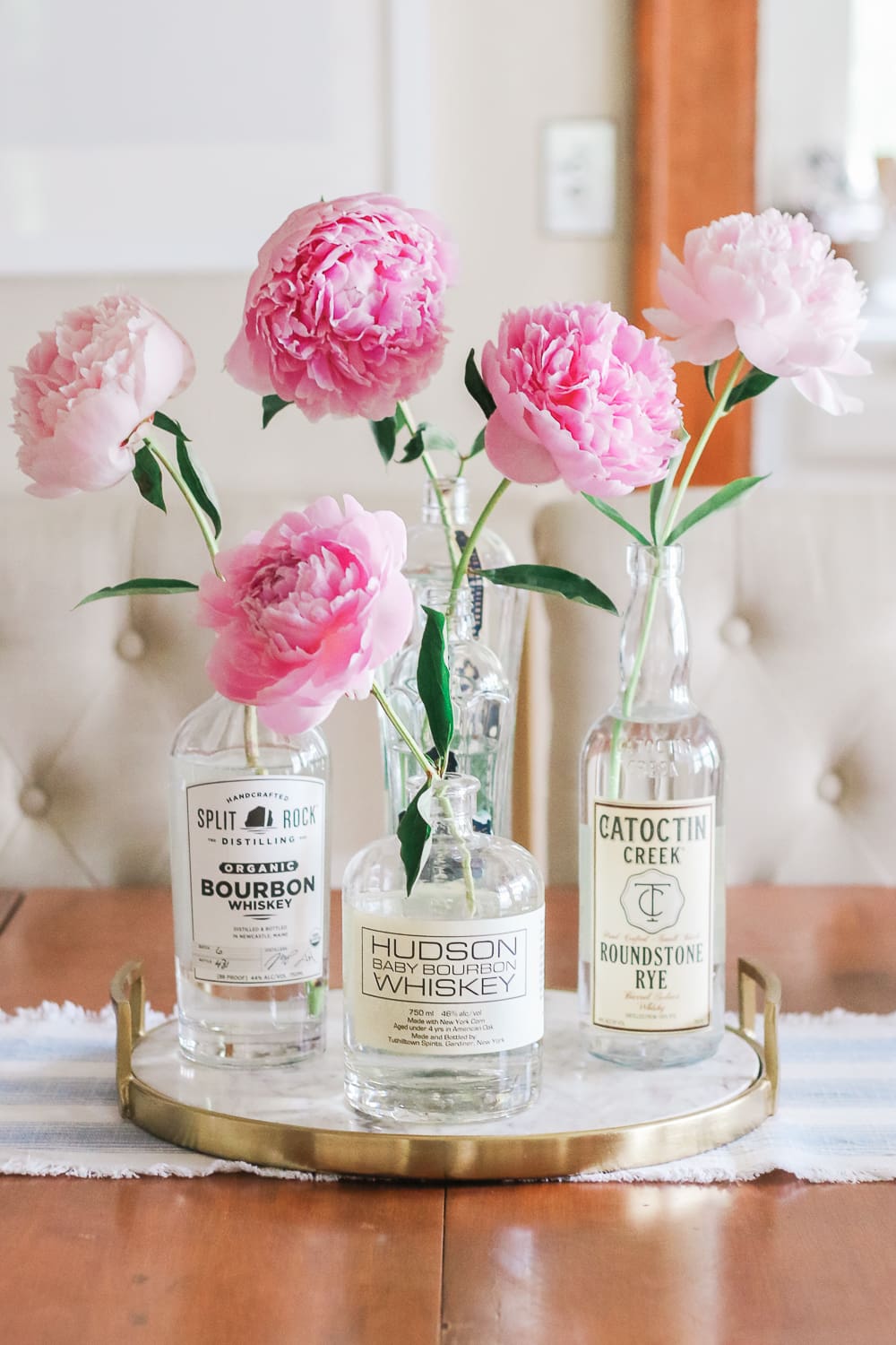 DIY Peony Centerpiece by popular southern lifestyle blogger Stephanie Ziajka on Diary of a Debutante, rustic centerpiece idea with peonies, minimalist rustic flower arrangement with peonies, cheap wedding table centerpieces, rustic home decor ideas