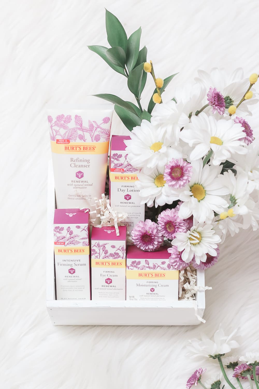 Southern lifestyle blogger Stephanie Ziajka shares a diy gift box tutorial using Burt's Bees Renewal skincare products