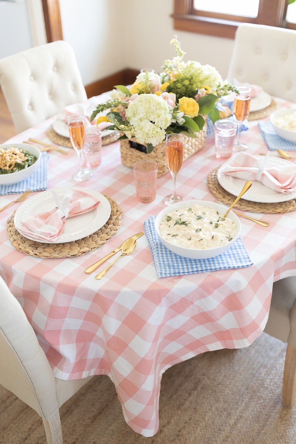 Blogger Stephanie Ziajka shares an easy easter dinner idea with Hy-Vee on Diary of a Debutante