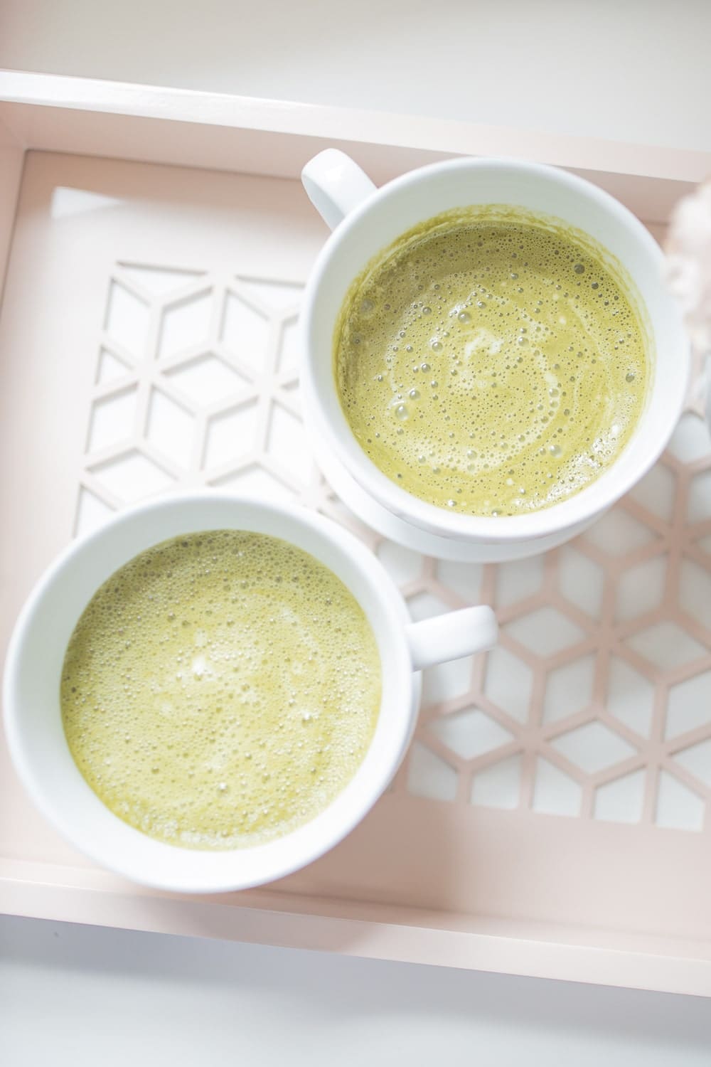 Homemade matcha latte recipe with collagen by blogger Stephanie Ziajka on Diary of a Debutante