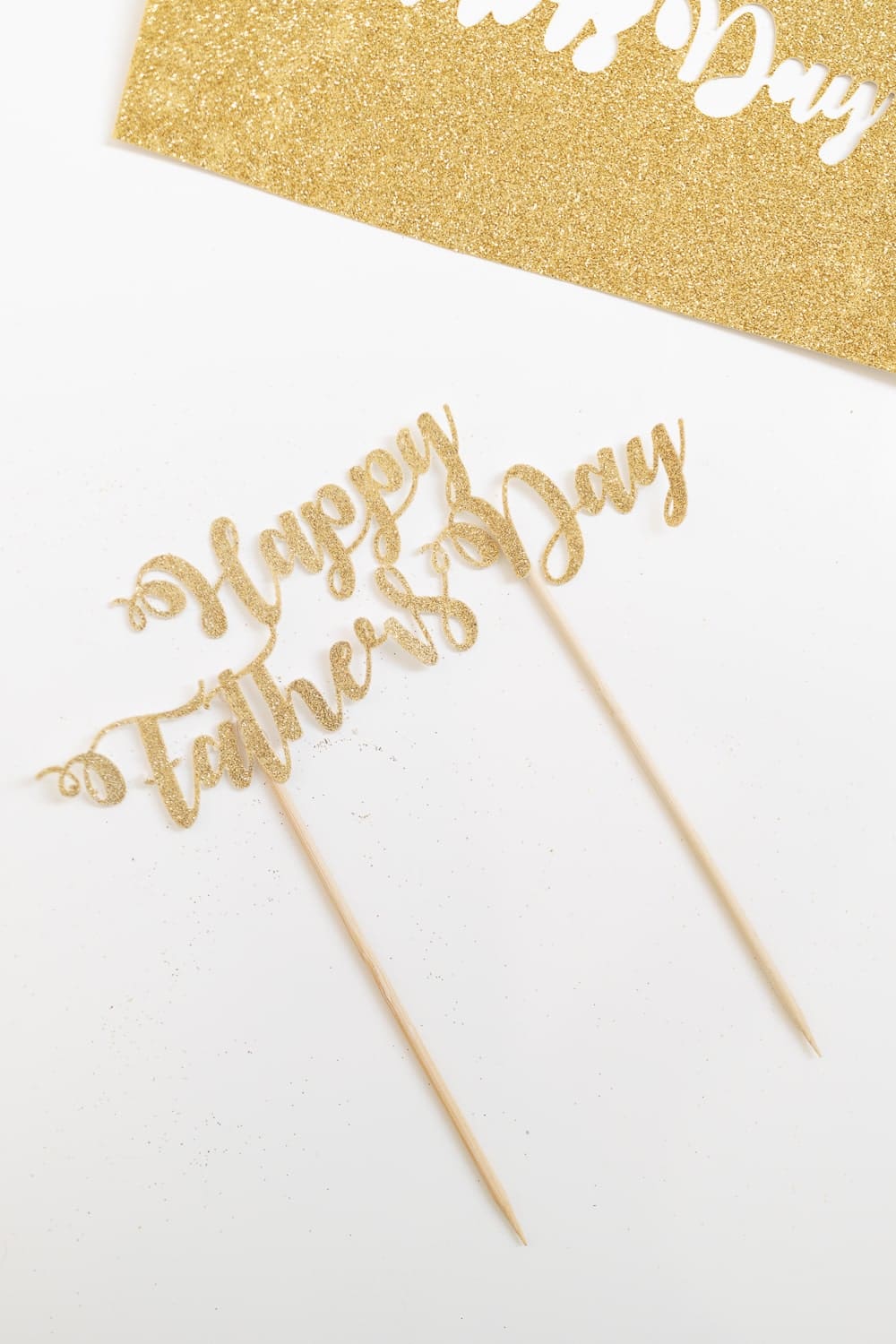 Father's Day glitter cake topper DIY tutorial by blogger Stephanie Ziajka on Diary of a Debutante
