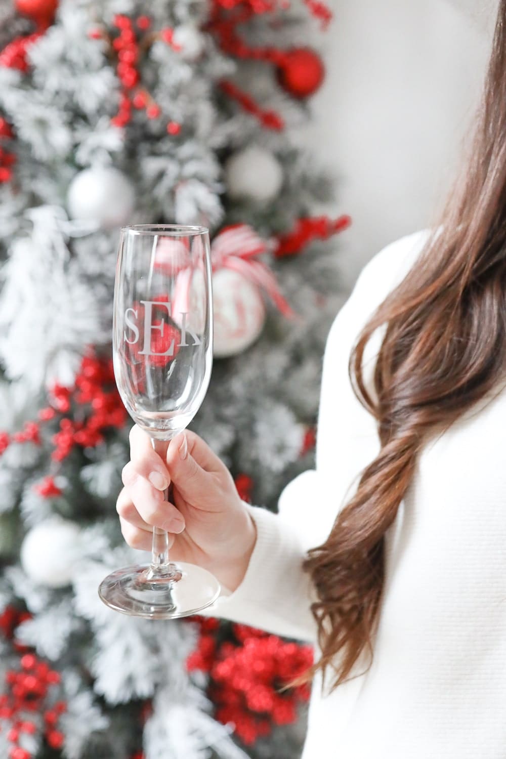DIY blogger Stephanie Ziajka shares her tips for Cricut etching on glass with Armour Etch on Diary of a Debutante