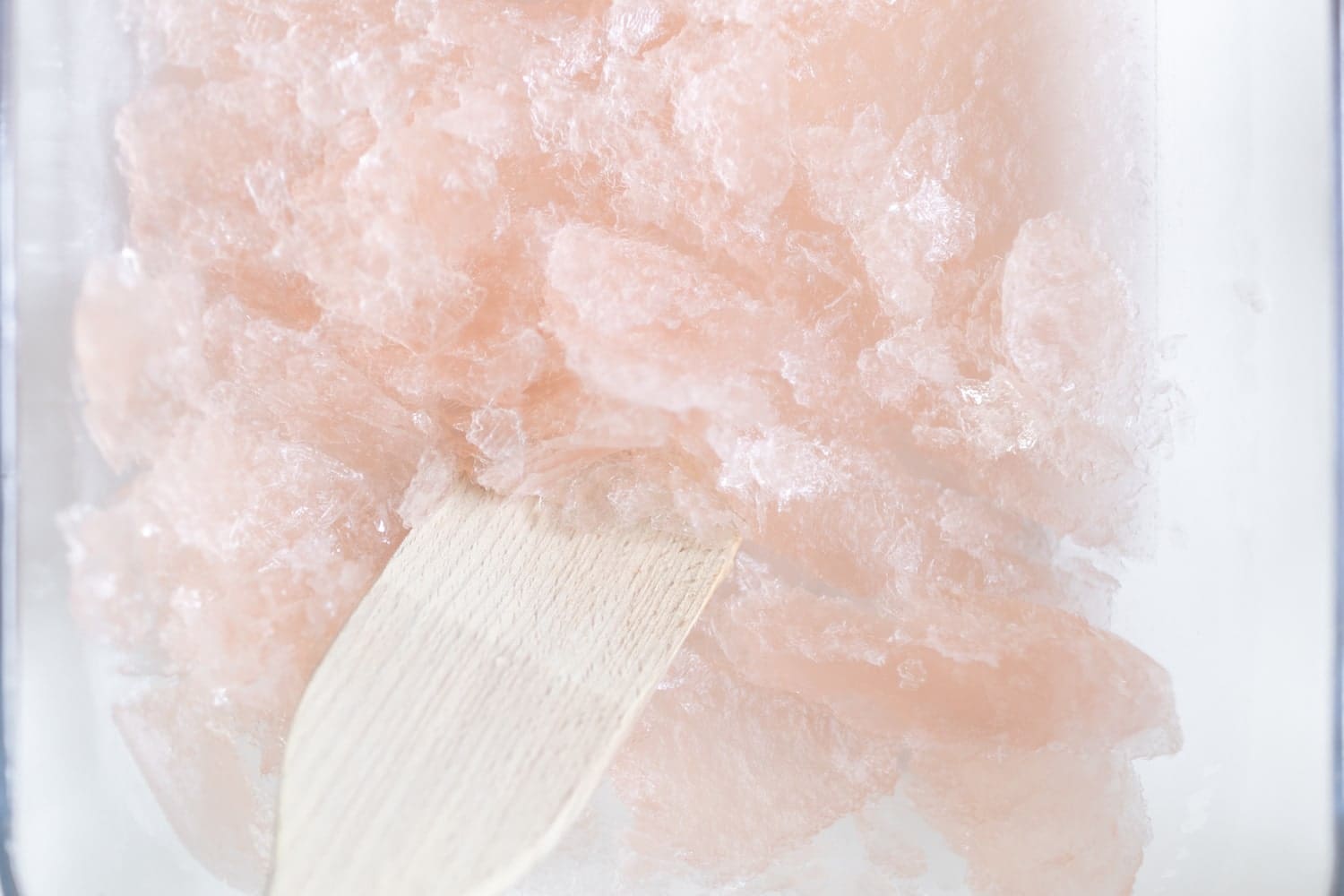 strawberry frose slush recipe by blogger Stephanie Ziajka on Diary of a Debutante
