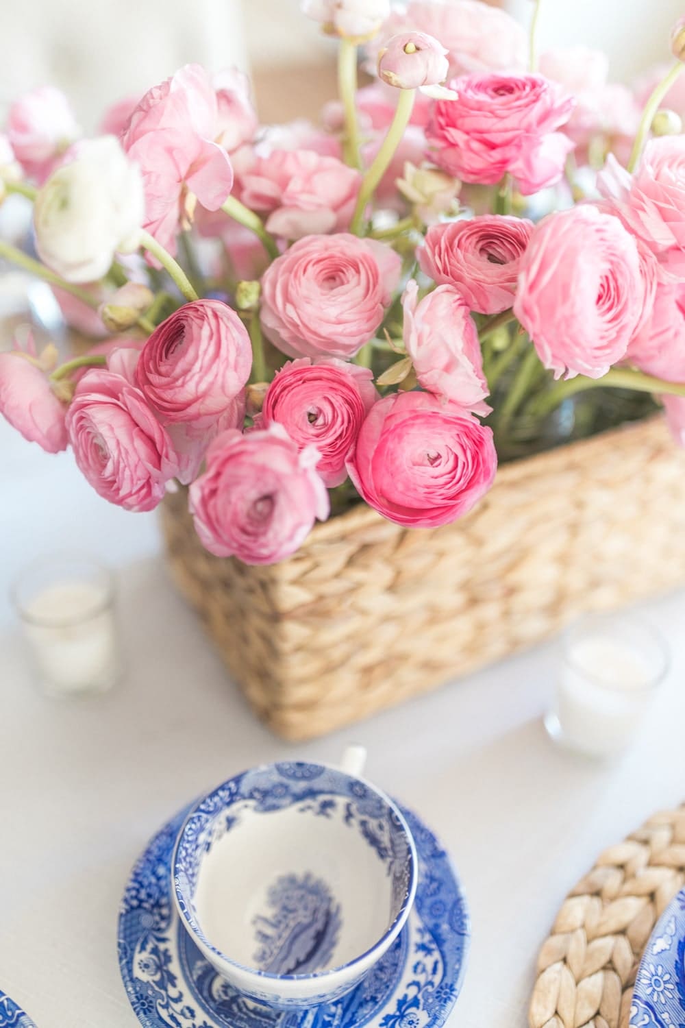 Pink centerpiece created by blogger Stephanie Ziajka on Diary of a Debutante